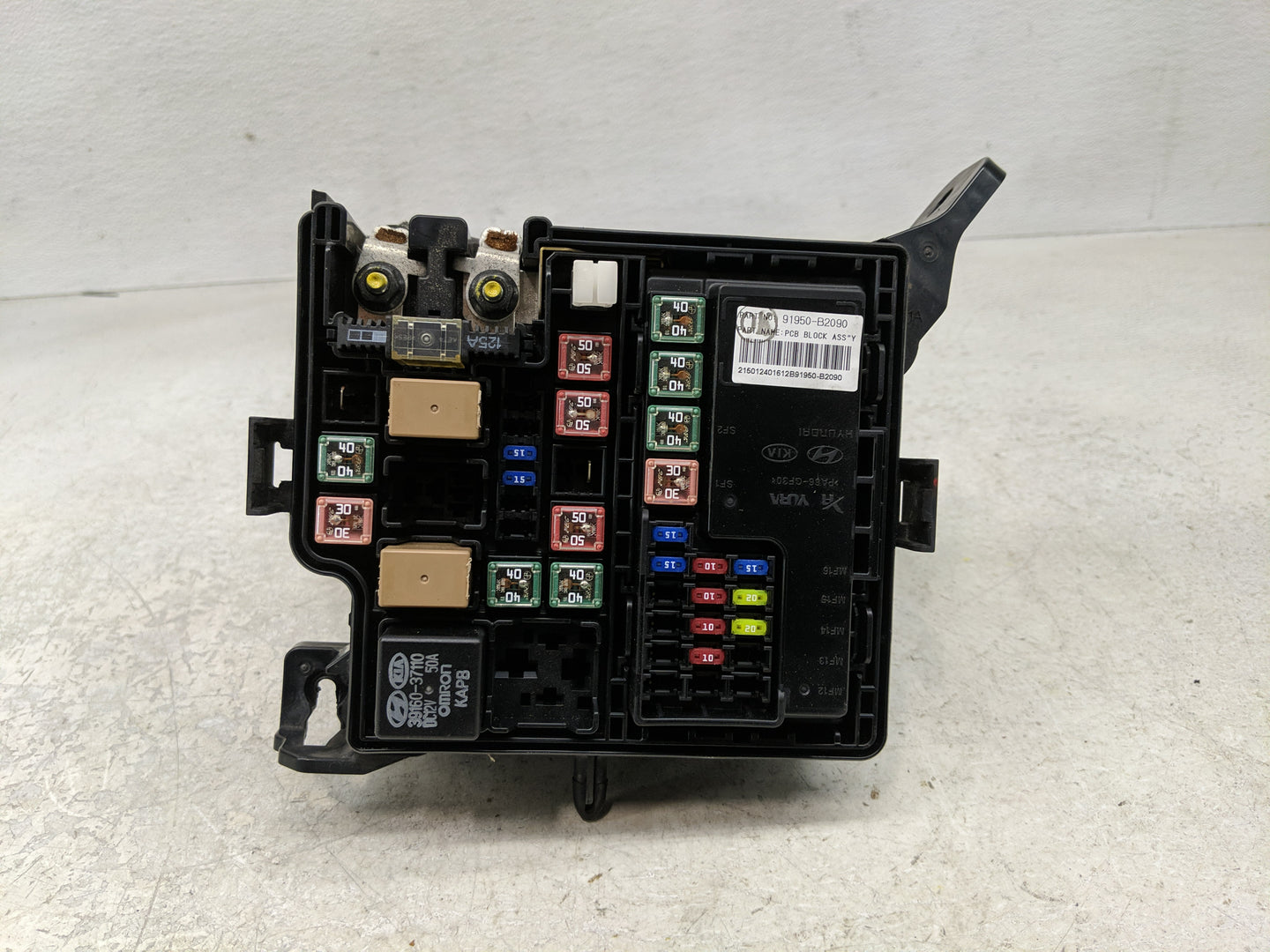 2014 Kia Soul Fusebox Fuse Box Panel Relay Module P/N:91950-B2090 Fits OEM Used Auto Parts - Oemusedautoparts1.com