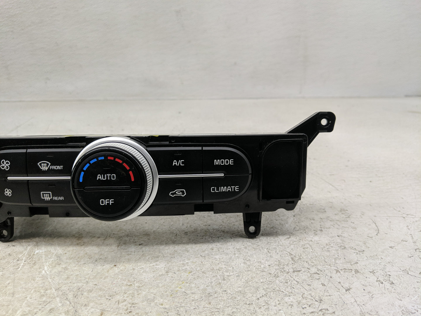 2014-2016 Kia Soul Climate Control Module Temperature AC/Heater Replacement P/N:97250-B2GQ0CA Fits Fits 2014 2015 2016 OEM U