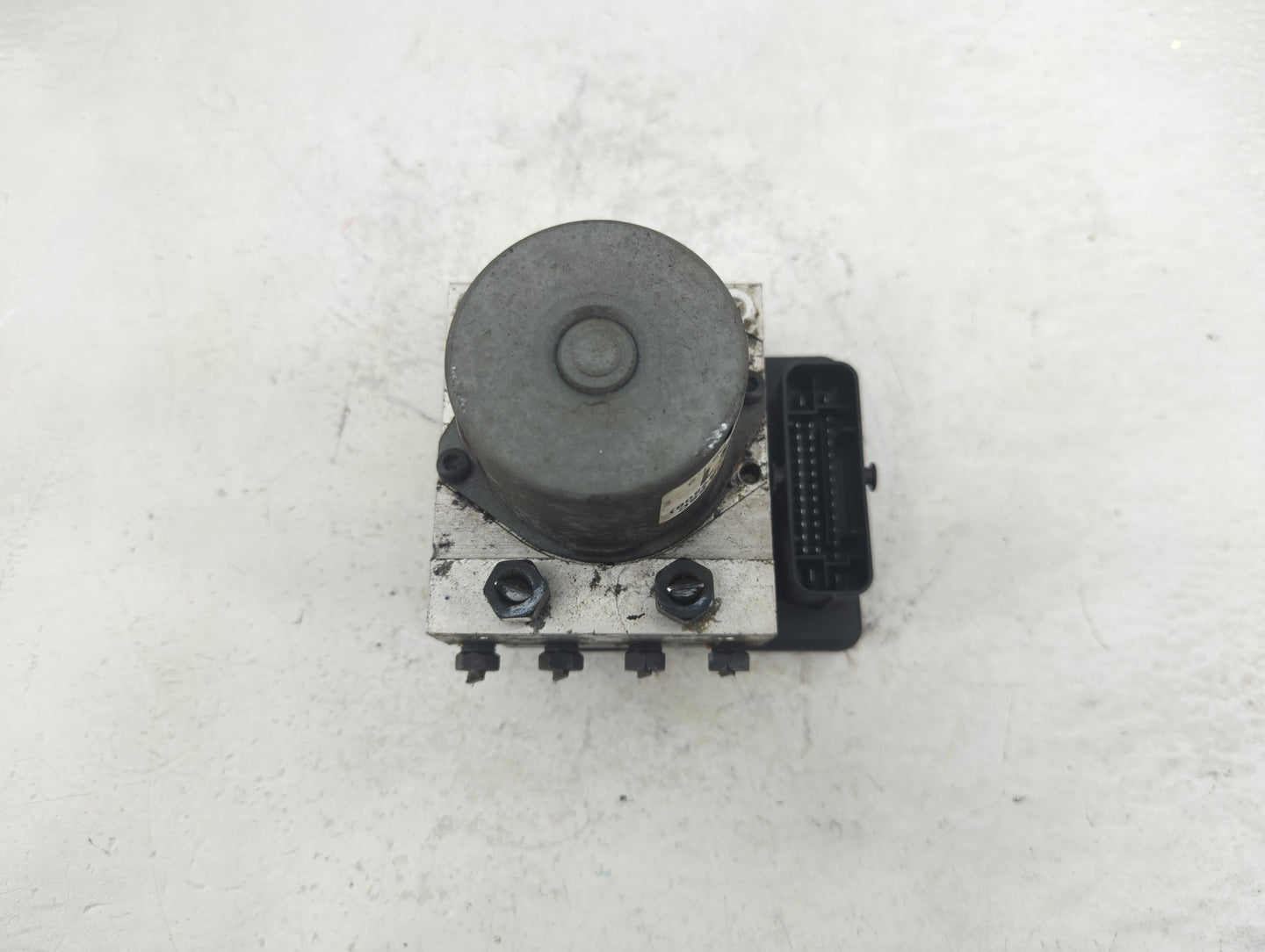 2014-2015 Kia Soul ABS Pump Control Module Replacement P/N:58900-B2506 Fits Fits 2014 2015 OEM Used Auto Parts - Oemusedauto