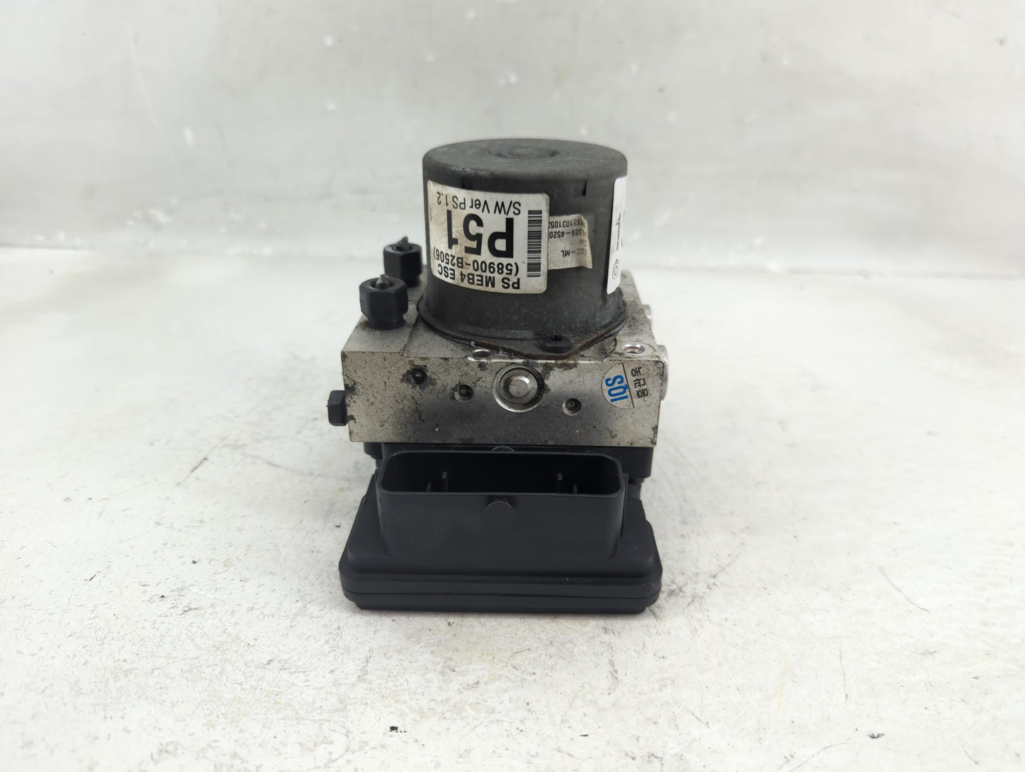 2014-2015 Kia Soul ABS Pump Control Module Replacement P/N:58900-B2506 Fits Fits 2014 2015 OEM Used Auto Parts - Oemusedauto