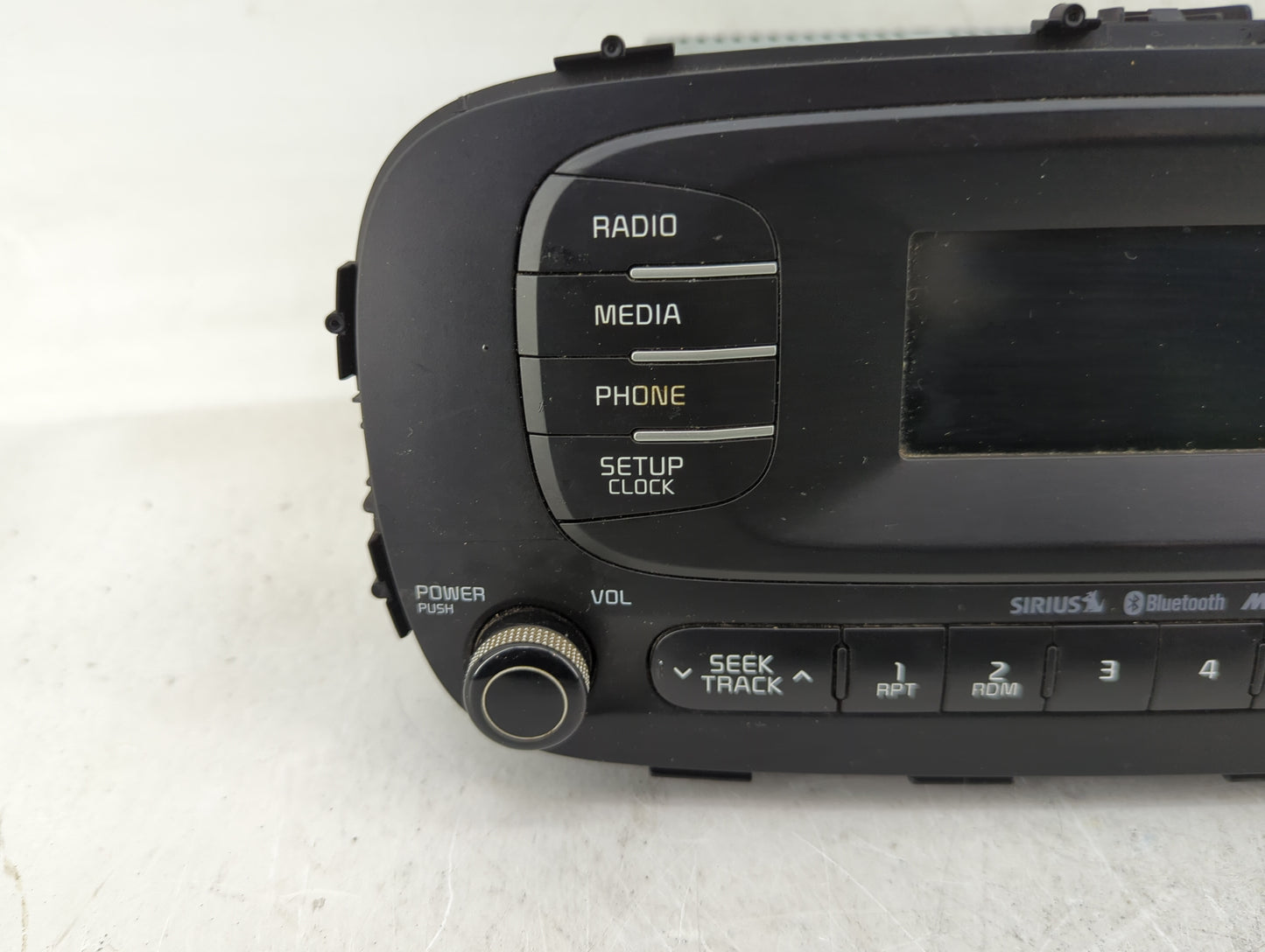 2014-2016 Kia Soul Radio AM FM Cd Player Receiver Replacement P/N:96170-B2090CA Fits Fits 2014 2015 2016 OEM Used Auto Parts