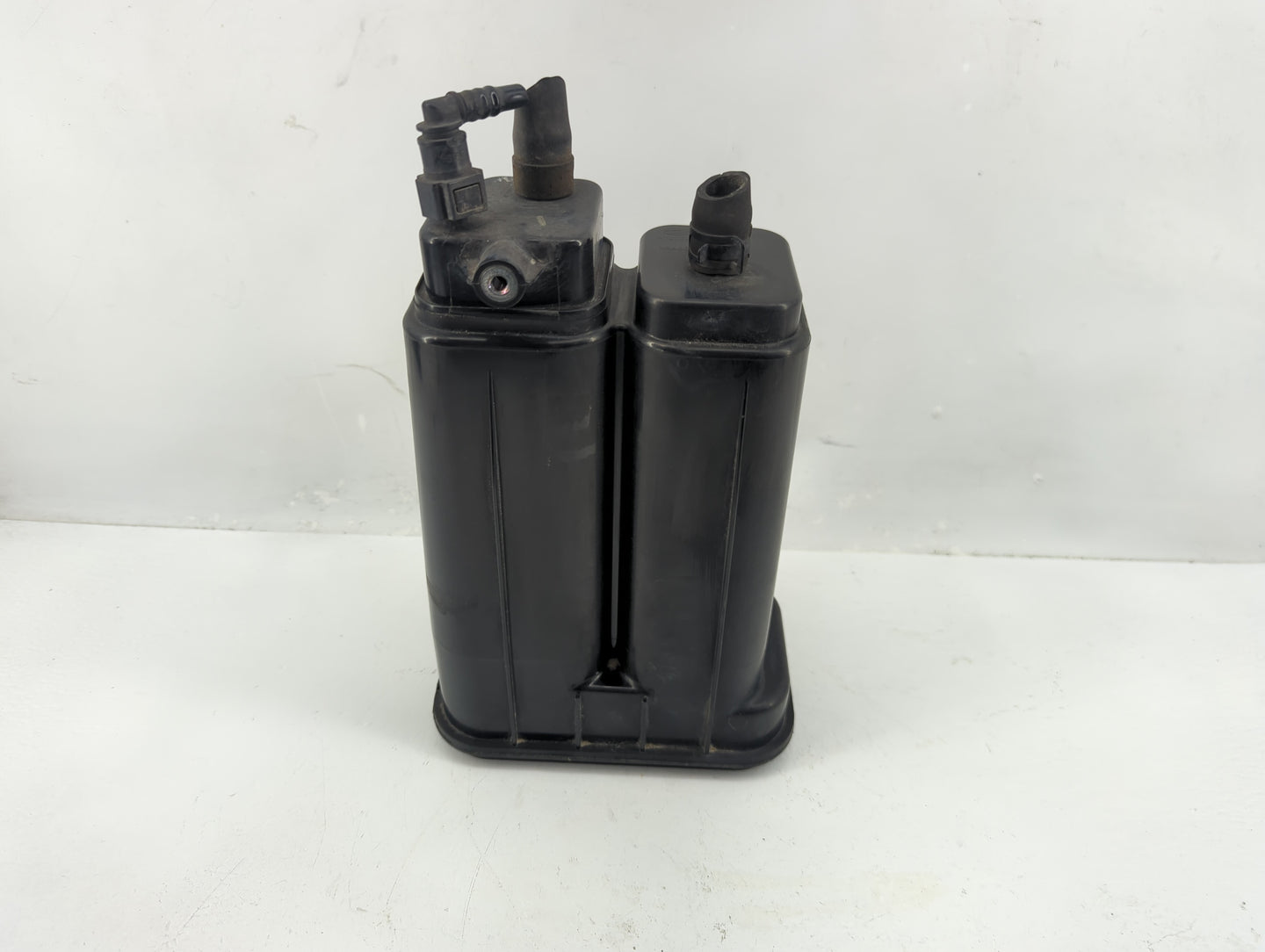 2014 Kia Soul Fuel Vapor Charcoal Canister - Oemusedautoparts1.com