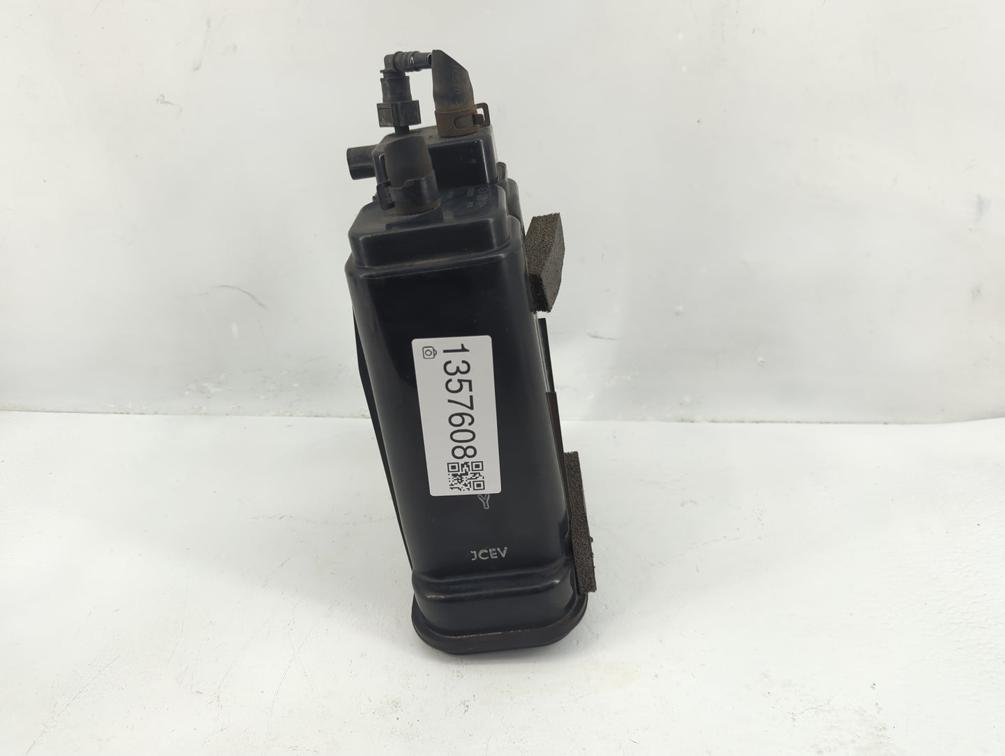 2014 Kia Soul Fuel Vapor Charcoal Canister - Oemusedautoparts1.com