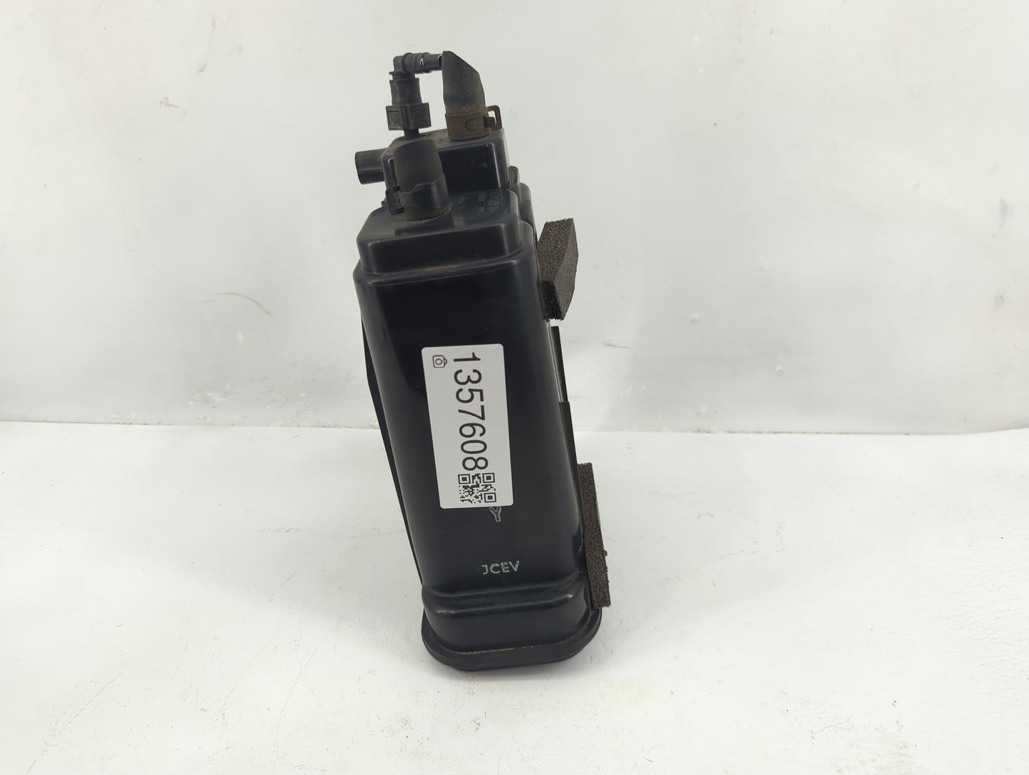 2014 Kia Soul Fuel Vapor Charcoal Canister - Oemusedautoparts1.com