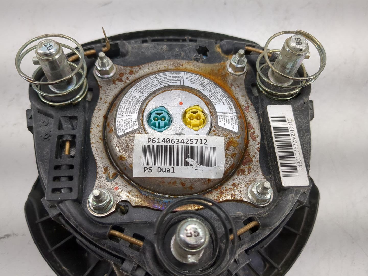2014-2019 Kia Soul Air Bag Driver Left Steering Wheel Mounted Fits Fits 2014 2015 2016 2017 2018 2019 OEM Used Auto Parts - 