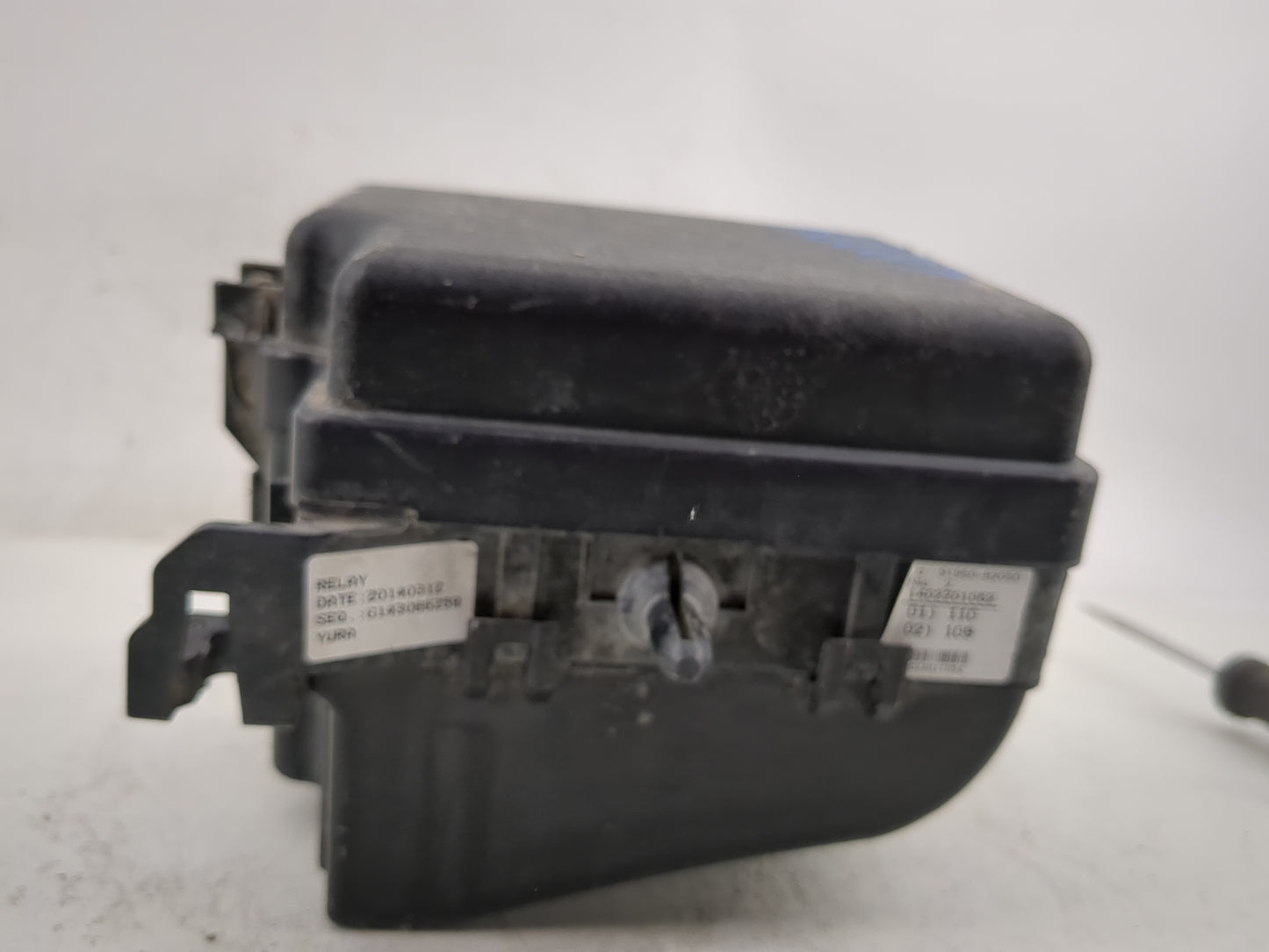 2014 Kia Soul Fusebox Fuse Box Panel Relay Module P/N:91950-B2090 Fits OEM Used Auto Parts - Oemusedautoparts1.com