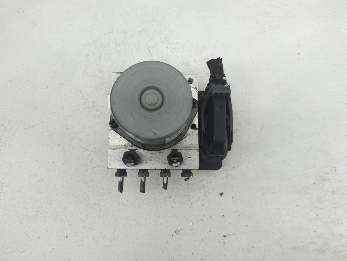 2014-2015 Kia Soul ABS Pump Control Module Replacement P/N:61589-45200 Fits Fits 2014 2015 OEM Used Auto Parts - Oemusedauto