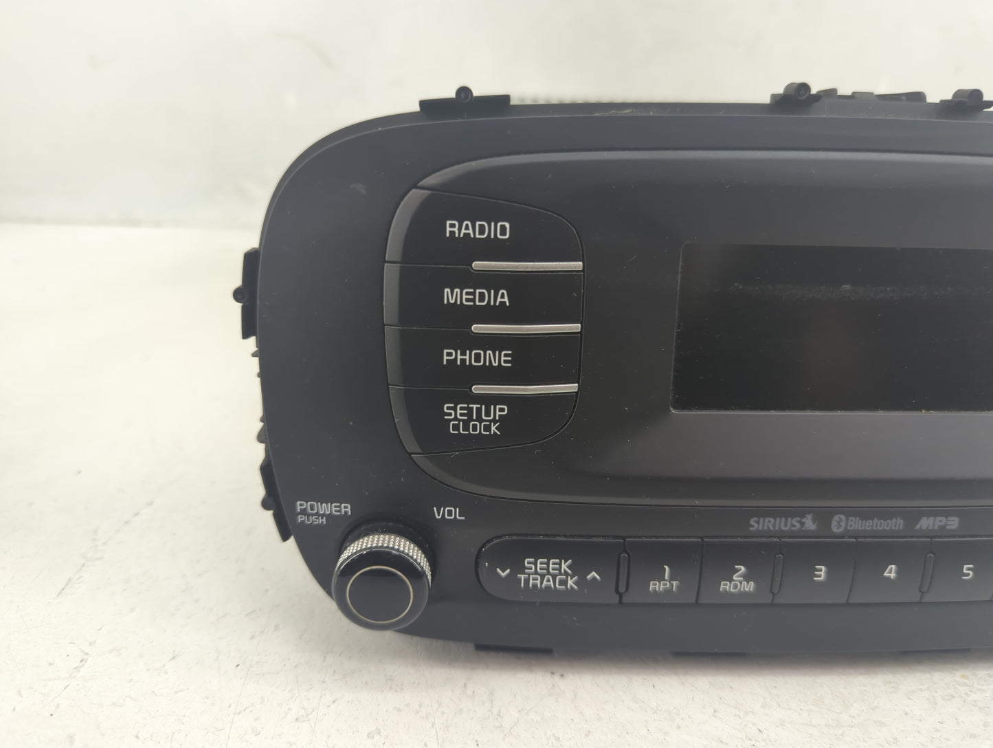 2014-2016 Kia Soul Radio AM FM Cd Player Receiver Replacement P/N:96170-B2090CA Fits Fits 2014 2015 2016 OEM Used Auto Parts