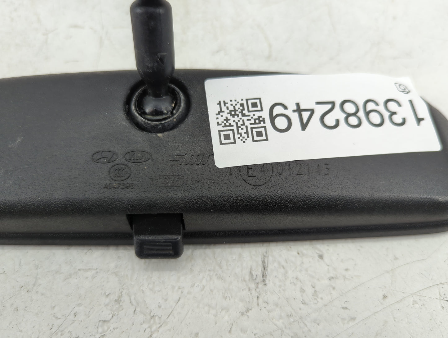 2010-2021 Kia Soul Interior Rear View Mirror Replacement OEM P/N:A047395 Fits OEM Used Auto Parts - Oemusedautoparts1.com