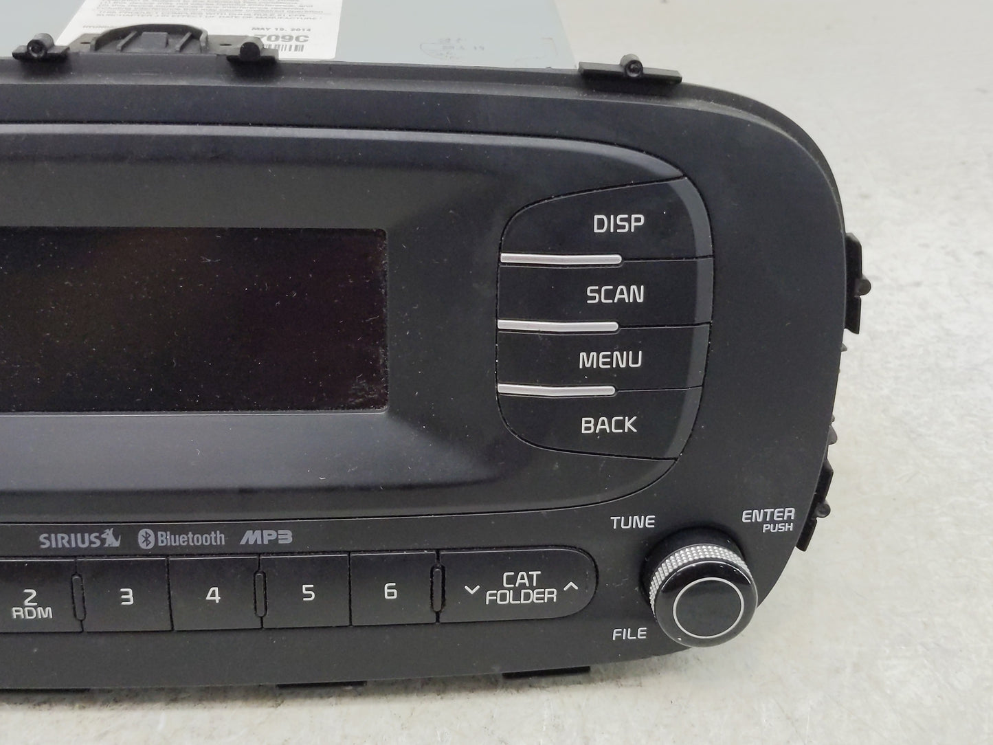 2014-2016 Kia Soul Radio AM FM Cd Player Receiver Replacement P/N:96170-B2090CA Fits Fits 2014 2015 2016 OEM Used Auto Parts