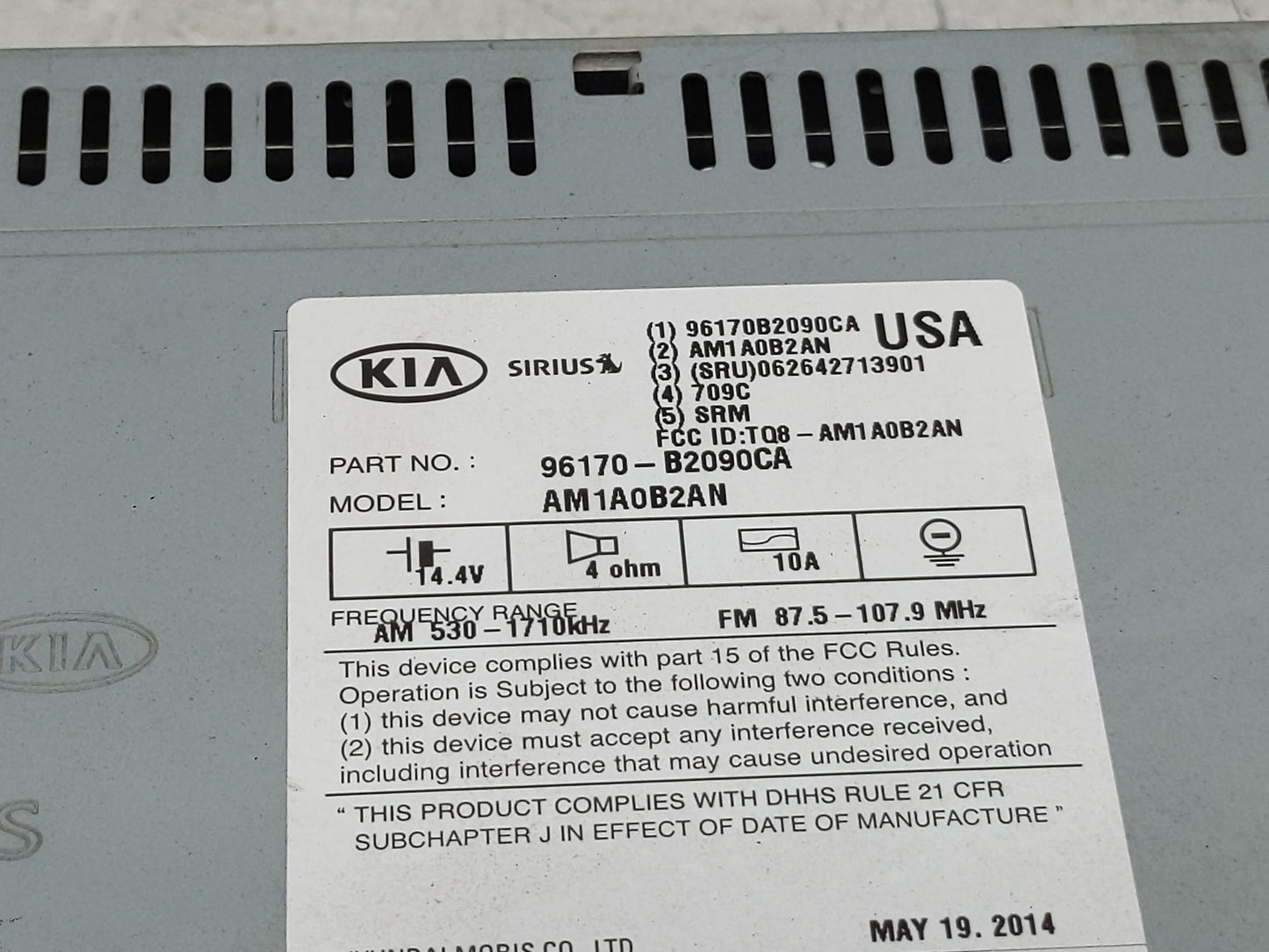 2014-2016 Kia Soul Radio AM FM Cd Player Receiver Replacement P/N:96170-B2090CA Fits Fits 2014 2015 2016 OEM Used Auto Parts