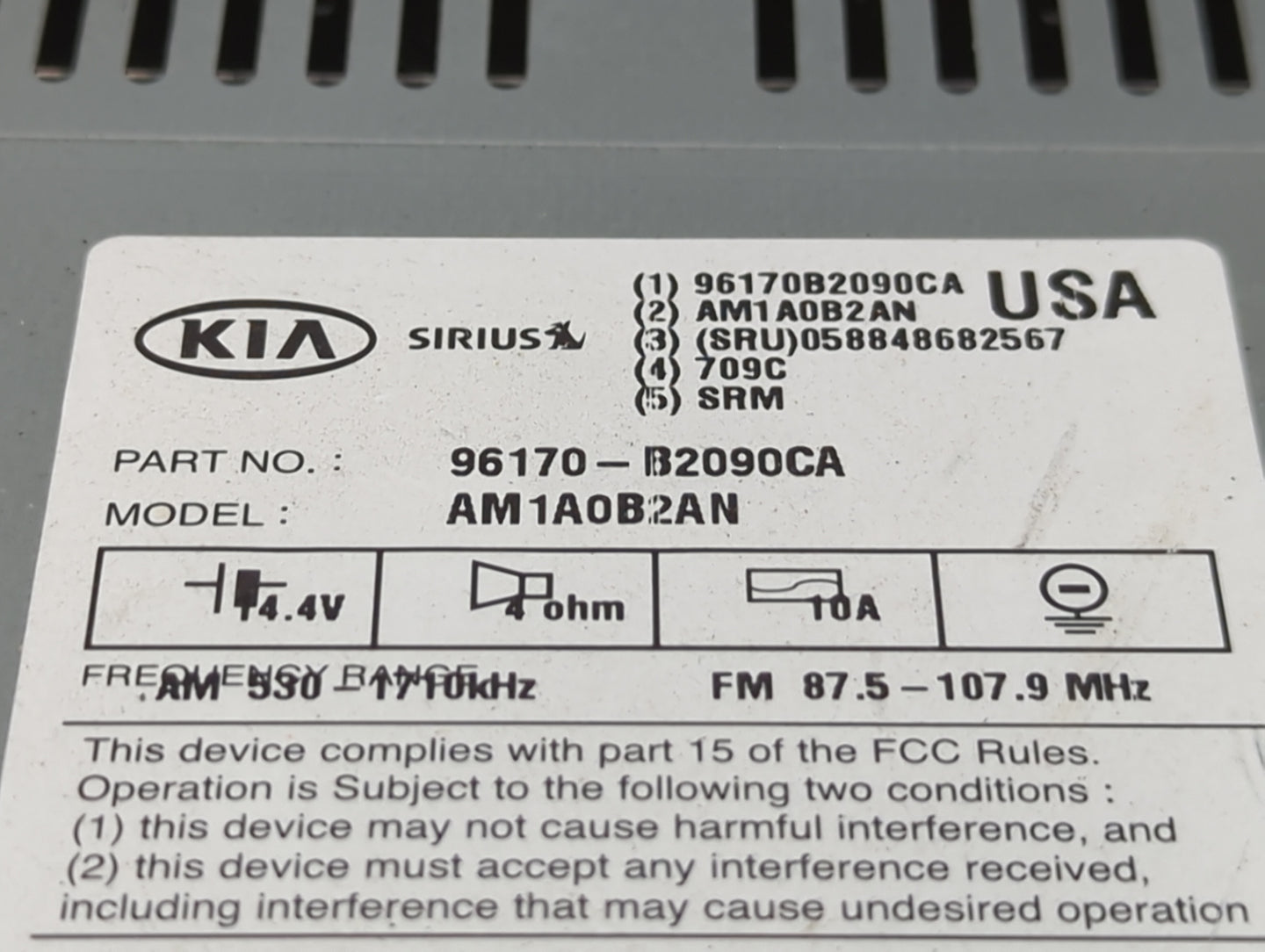 2014-2016 Kia Soul Radio AM FM Cd Player Receiver Replacement P/N:96170-B2090CA Fits Fits 2014 2015 2016 OEM Used Auto Parts