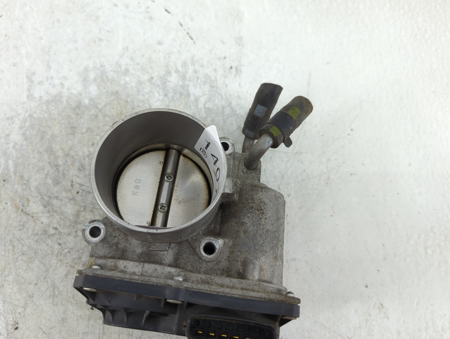 2014-2019 Kia Soul Throttle Body P/N:35100-2E000 Fits Fits 2011 2012 2013 2014 2015 2016 2017 2018 2019 2020 2021 OEM Used A