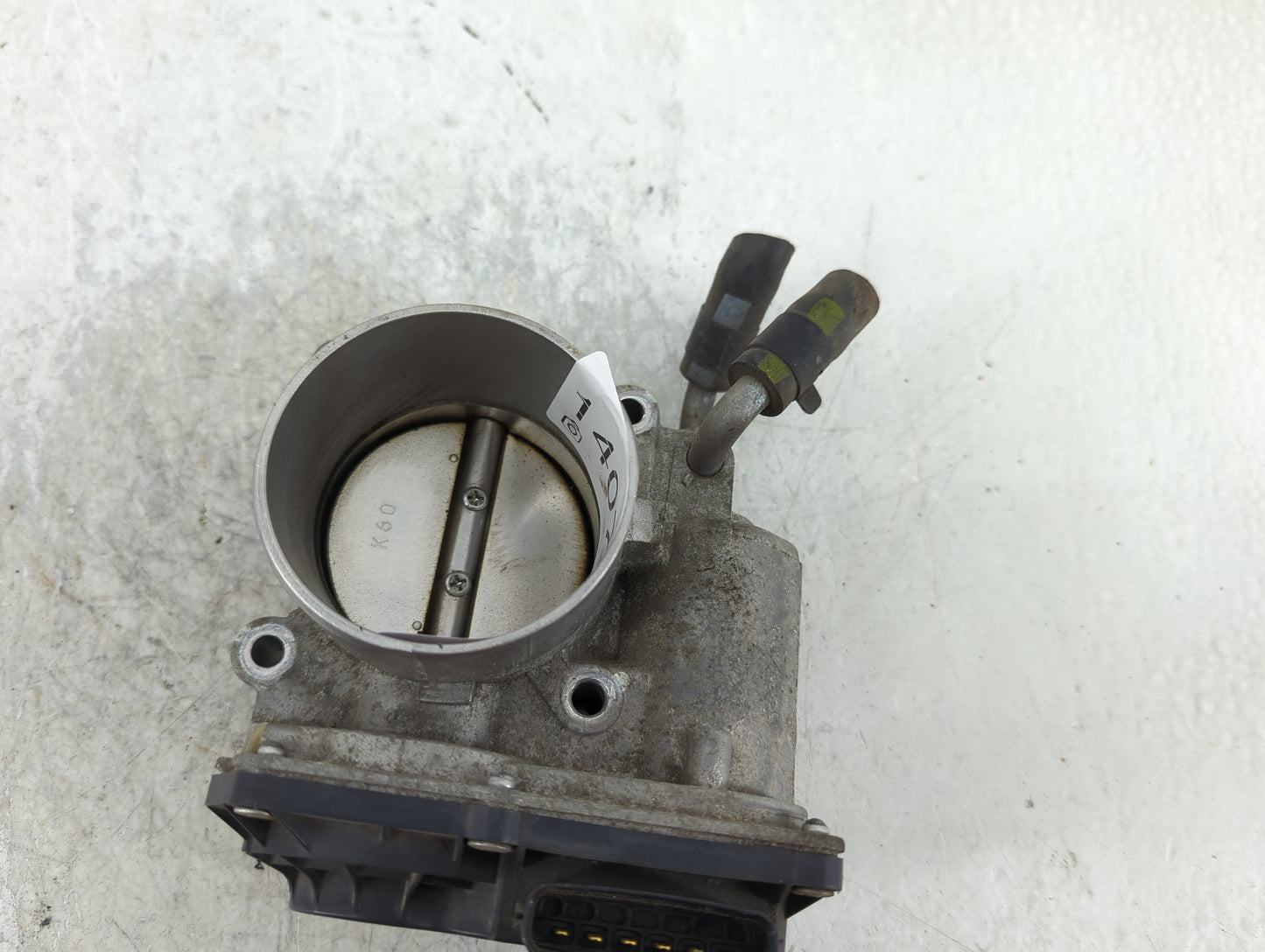 2014-2019 Kia Soul Throttle Body P/N:35100-2E000 Fits Fits 2011 2012 2013 2014 2015 2016 2017 2018 2019 2020 2021 OEM Used A