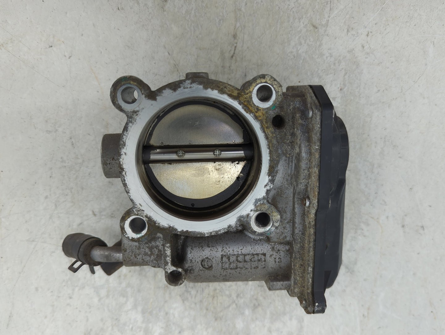 2014-2019 Kia Soul Throttle Body P/N:35100-2E000 Fits Fits 2011 2012 2013 2014 2015 2016 2017 2018 2019 2020 2021 OEM Used A
