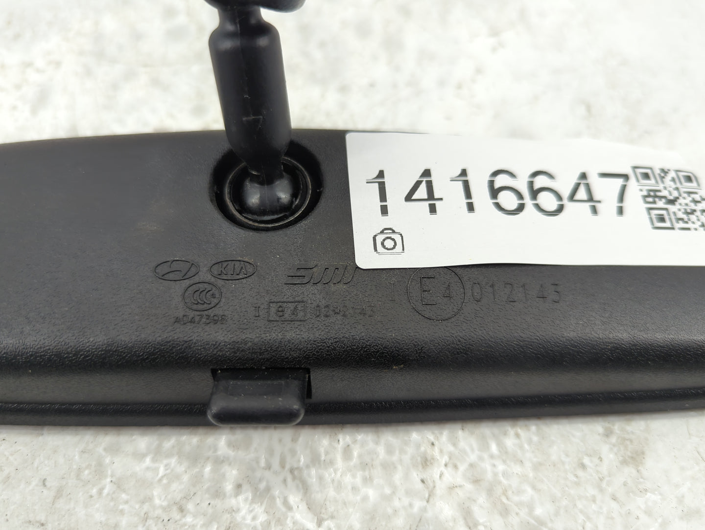 2010-2021 Kia Soul Interior Rear View Mirror Replacement OEM P/N:A047398 Fits OEM Used Auto Parts - Oemusedautoparts1.com
