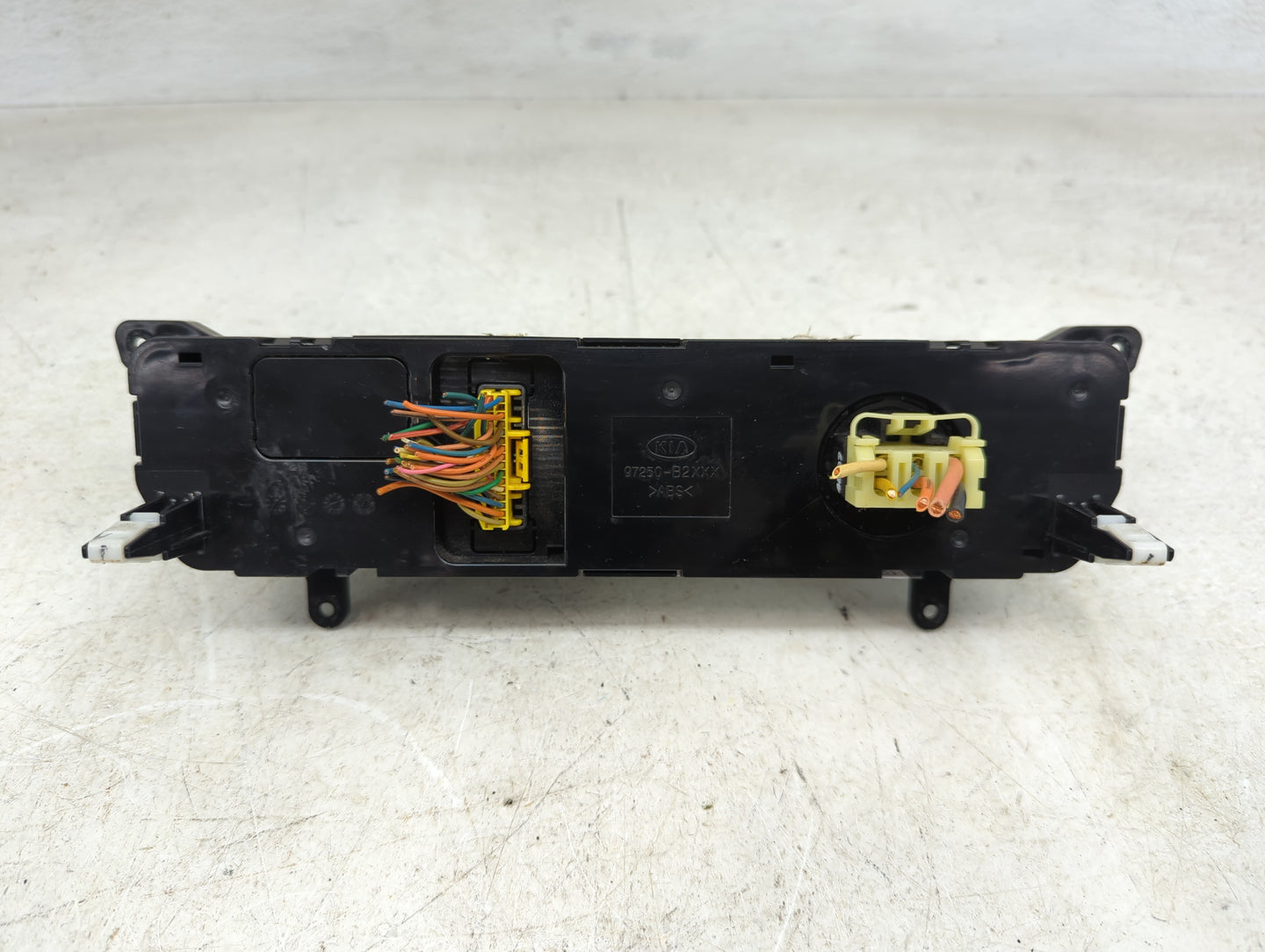 2014-2016 Kia Soul Climate Control Module Temperature AC/Heater Replacement P/N:97250-B2AS0ASB Fits Fits 2014 2015 2016 OEM 