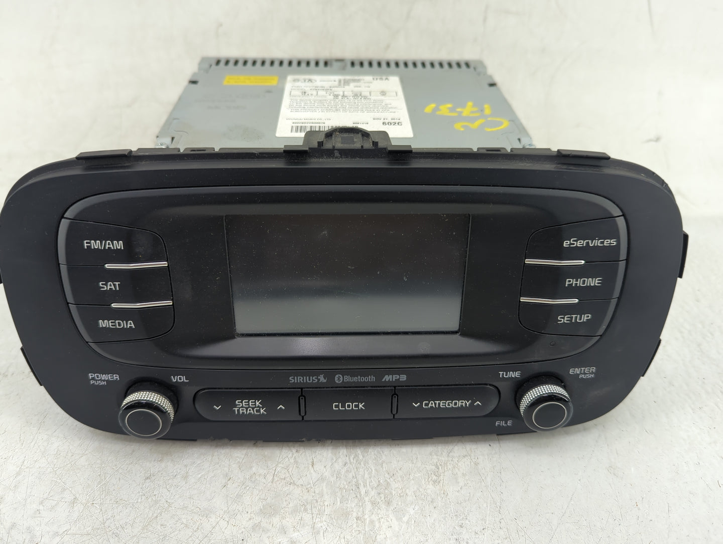 2014-2016 Kia Soul Radio AM FM Cd Player Receiver Replacement P/N:96160-B2020CA 96560-B2080CA Fits Fits 2014 2015 2016 OEM U