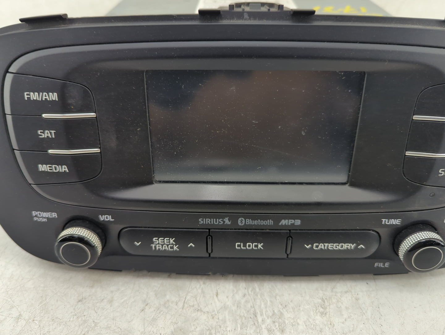 2014-2016 Kia Soul Radio AM FM Cd Player Receiver Replacement P/N:96160-B2020CA 96560-B2080CA Fits Fits 2014 2015 2016 OEM U