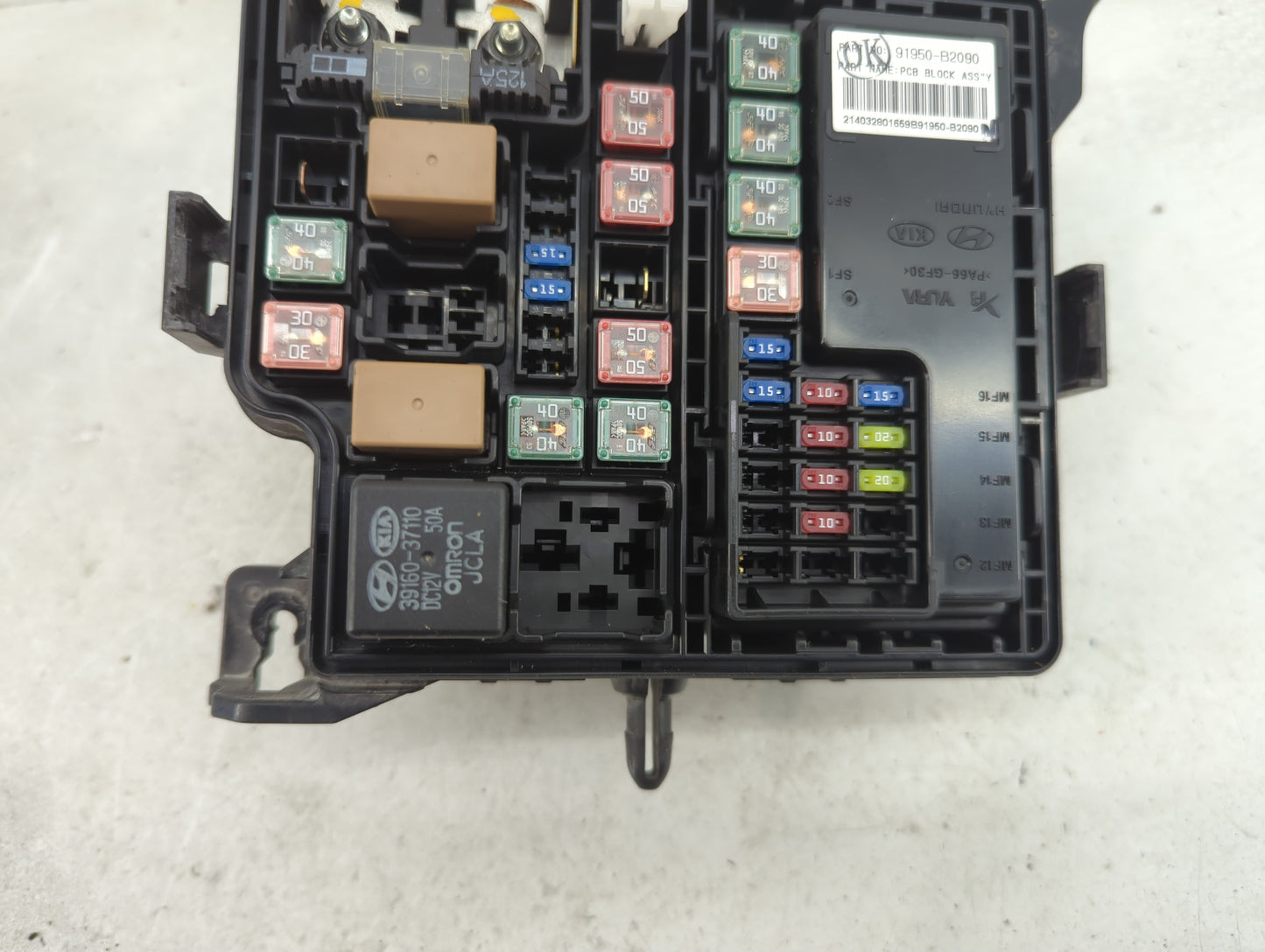 2014 Kia Soul Fusebox Fuse Box Panel Relay Module P/N:91950-B2090 91950-B2050 Fits OEM Used Auto Parts - Oemusedautoparts1.c
