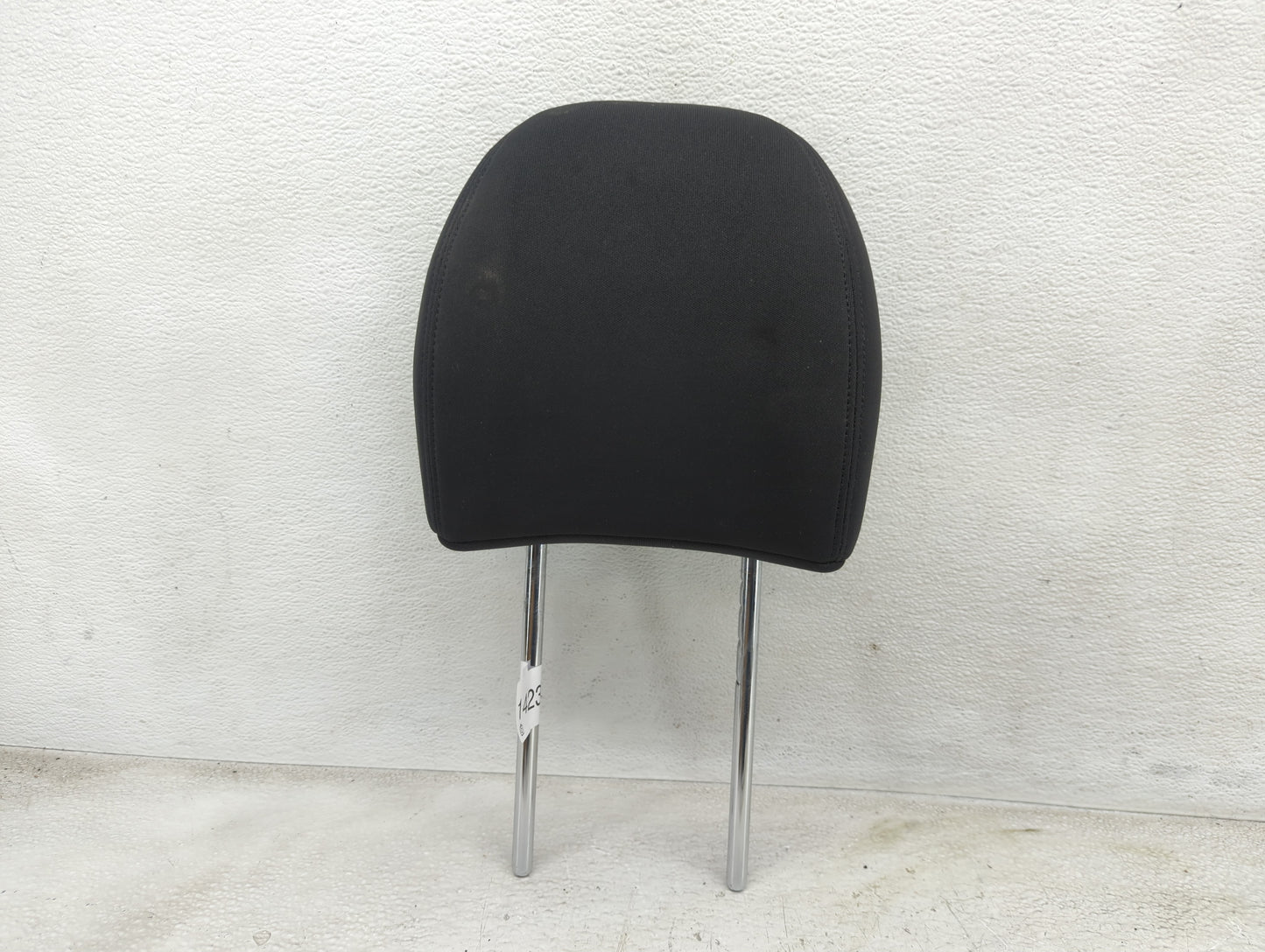 2014-2016 Kia Soul Headrest Head Rest Front Driver Seat Black - Oemusedautoparts1.com