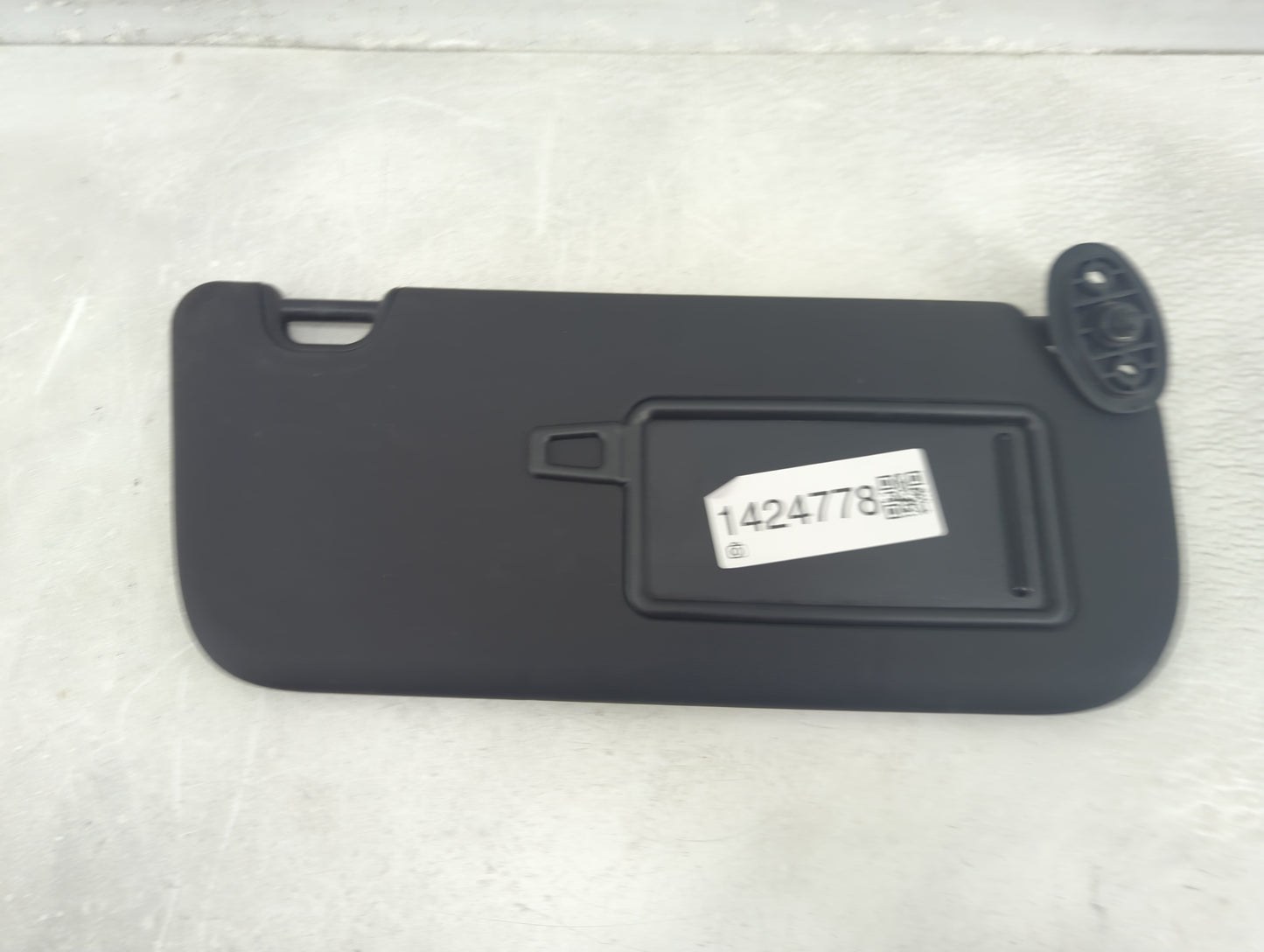 2014-2019 Kia Soul Sun Visor Shade Replacement Passenger Right Mirror Fits Fits 2014 2015 2016 2017 2018 2019 OEM Used Auto 