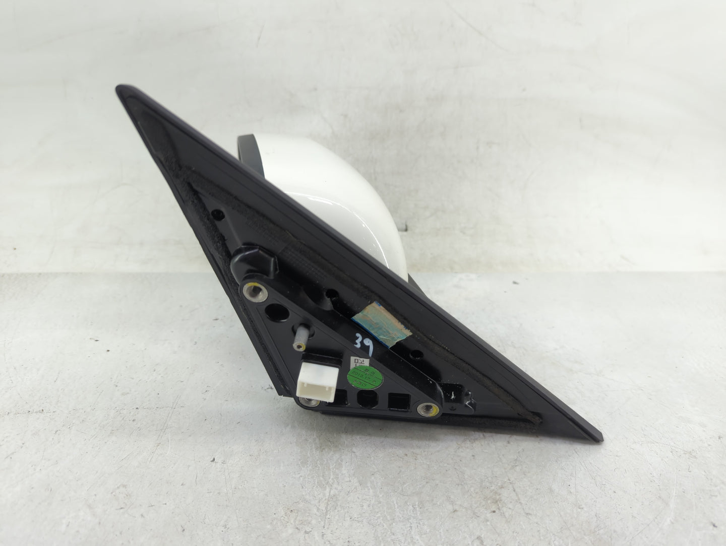 2014-2019 Kia Soul Driver Side View Mirror - Left Door Mirror OEM Used - Oemusedautoparts1.com