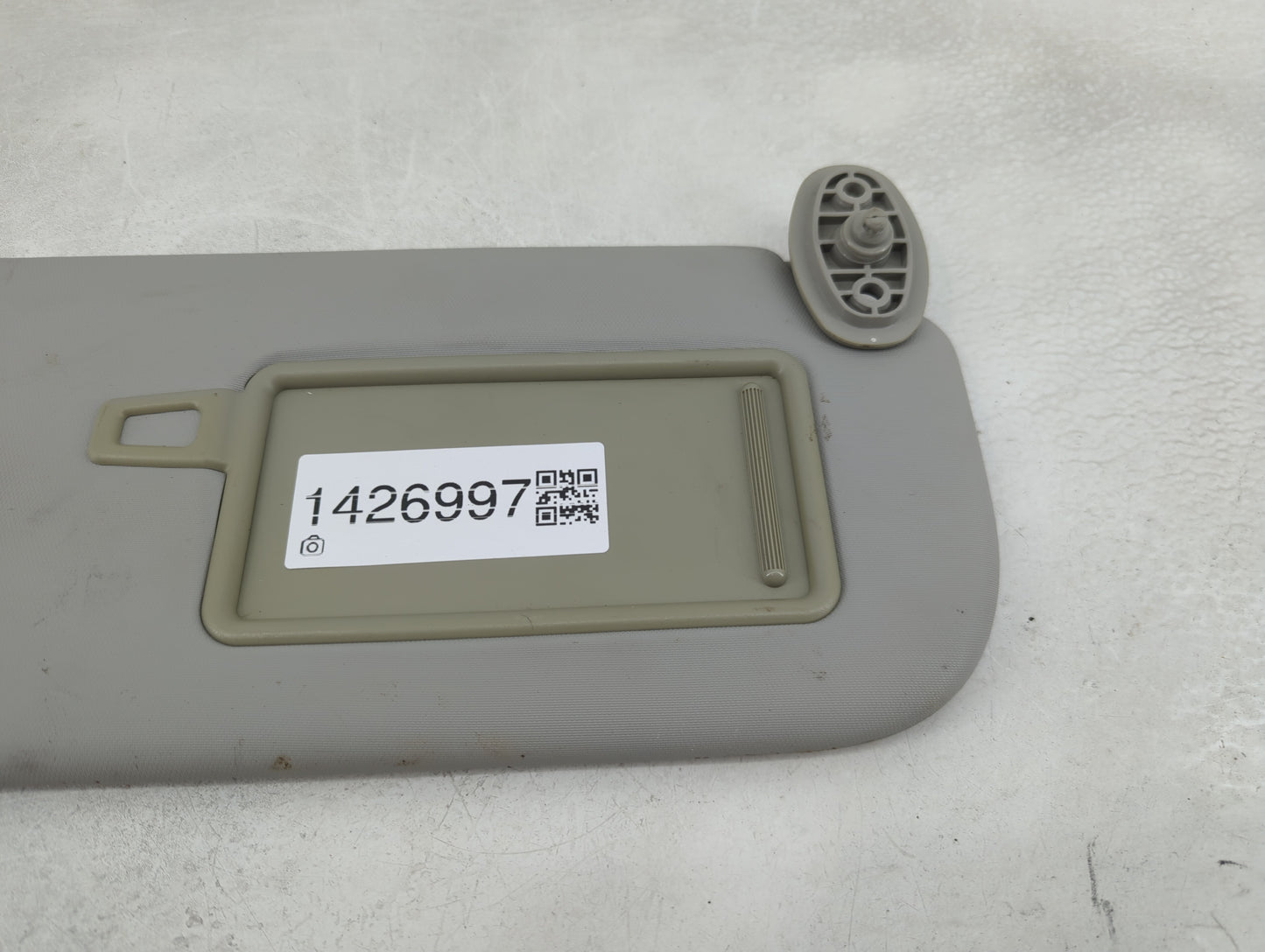 2014-2019 Kia Soul Sun Visor Shade Replacement Passenger Right Mirror Fits Fits 2014 2015 2016 2017 2018 2019 OEM Used Auto 