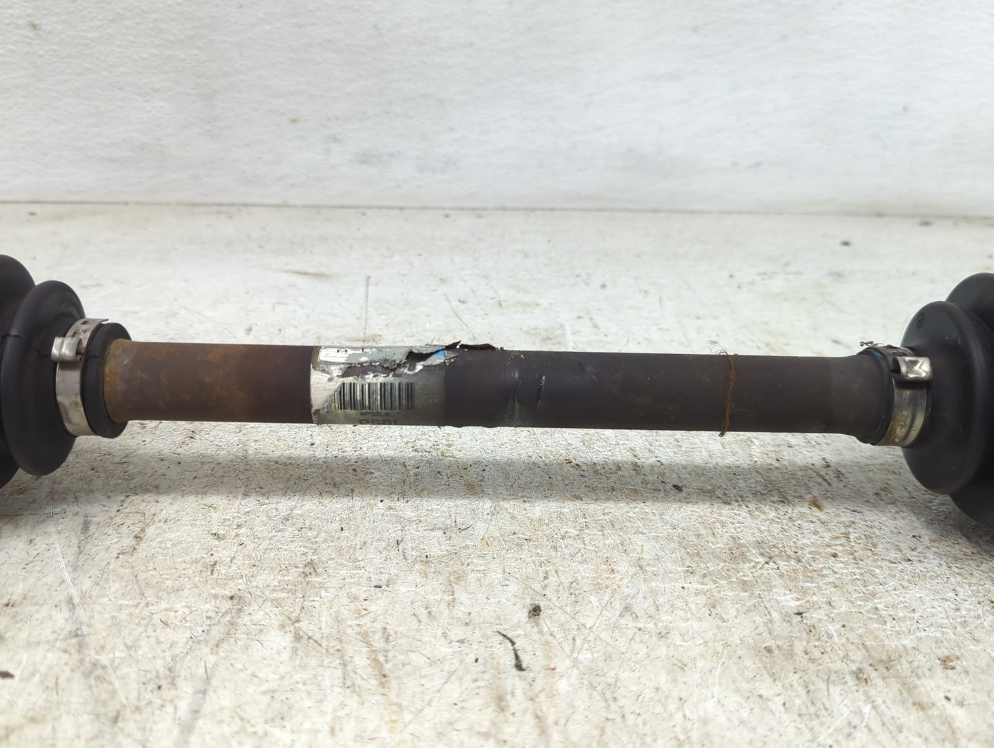 2014-2019 Kia Soul Axle Shaft Front Driver Cv C/v - Oemusedautoparts1.com