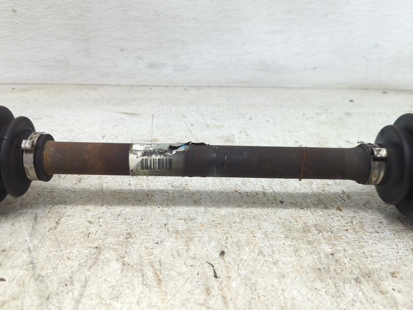 2014-2019 Kia Soul Axle Shaft Front Driver Cv C/v - Oemusedautoparts1.com