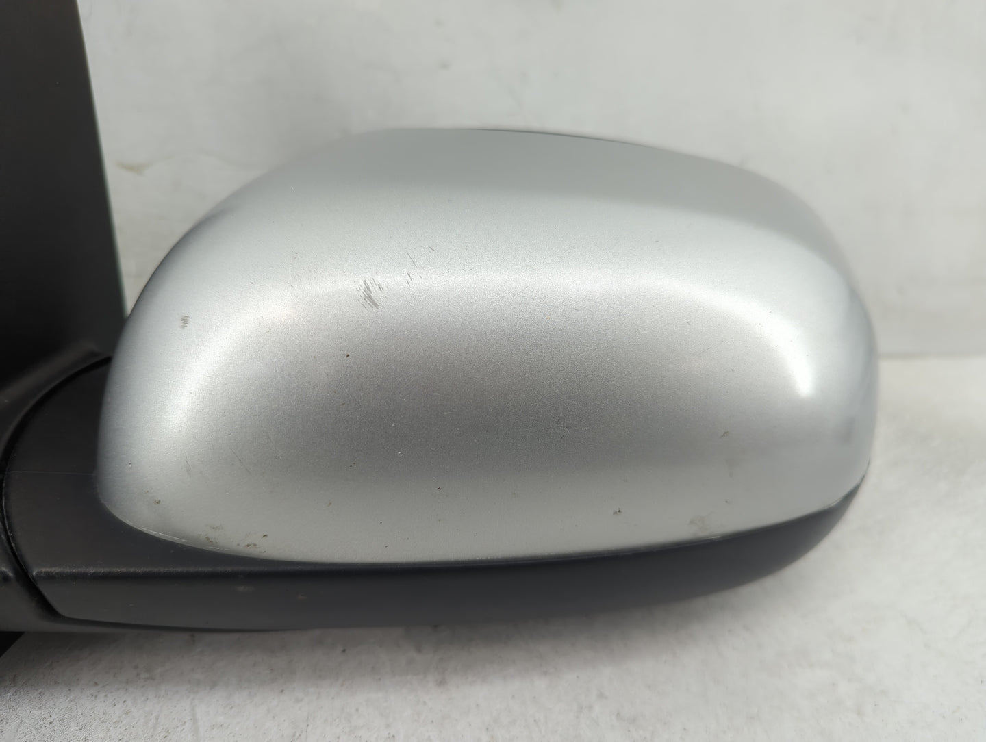 2014-2019 Kia Soul Driver Side View Mirror - Left Door Mirror OEM Used - Oemusedautoparts1.com