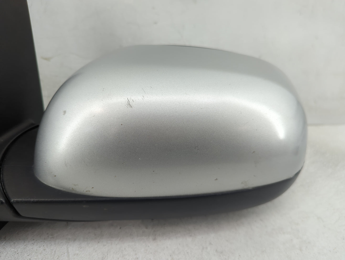 2014-2019 Kia Soul Driver Side View Mirror - Left Door Mirror OEM Used - Oemusedautoparts1.com