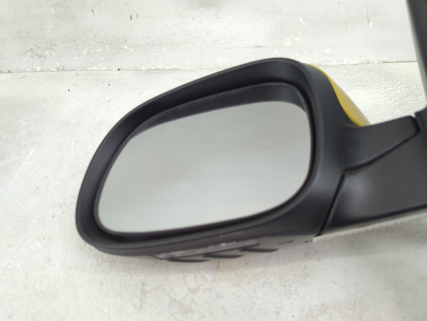2014-2019 Kia Soul Driver Side View Mirror - Left Door Mirror OEM Used - Oemusedautoparts1.com