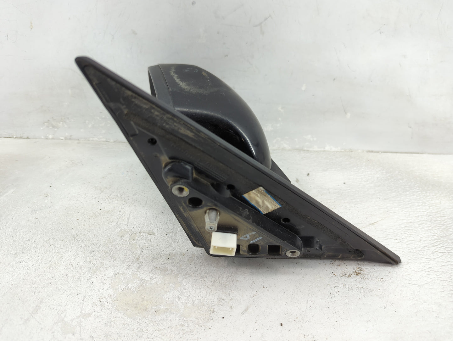 2014-2019 Kia Soul Driver Side View Mirror - Left Door Mirror OEM Used - Oemusedautoparts1.com