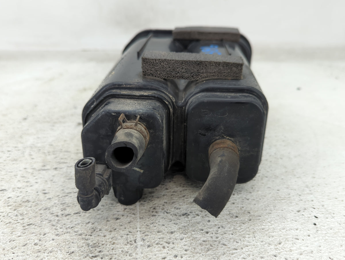 2014 Kia Soul Fuel Vapor Charcoal Canister 1432204 - Oemusedautoparts1.com