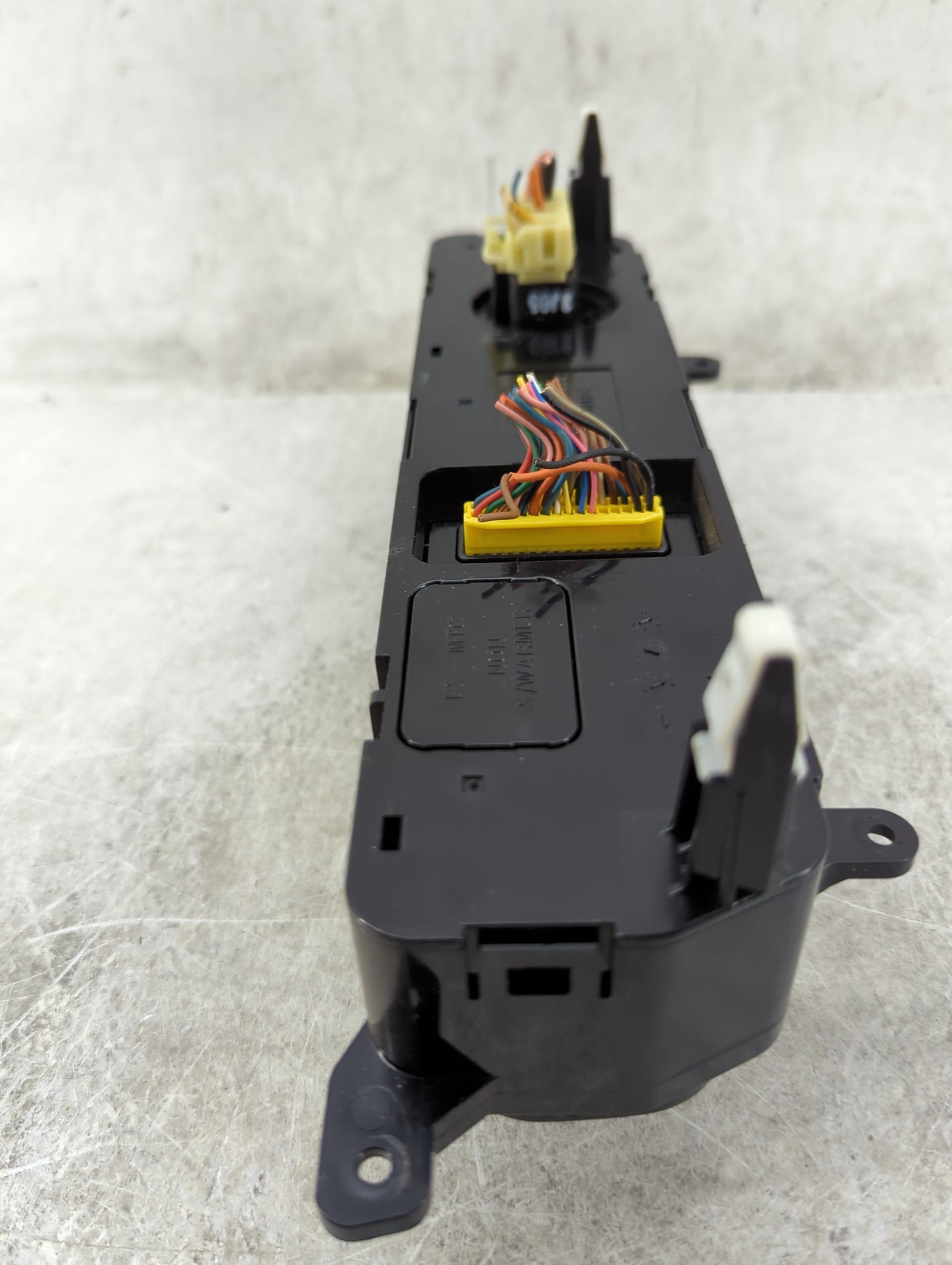 2014-2016 Kia Soul Climate Control Module Temperature AC/Heater Replacement P/N:C500-FGDCA01 97250-B2AS0ASB Fits OEM Used Au