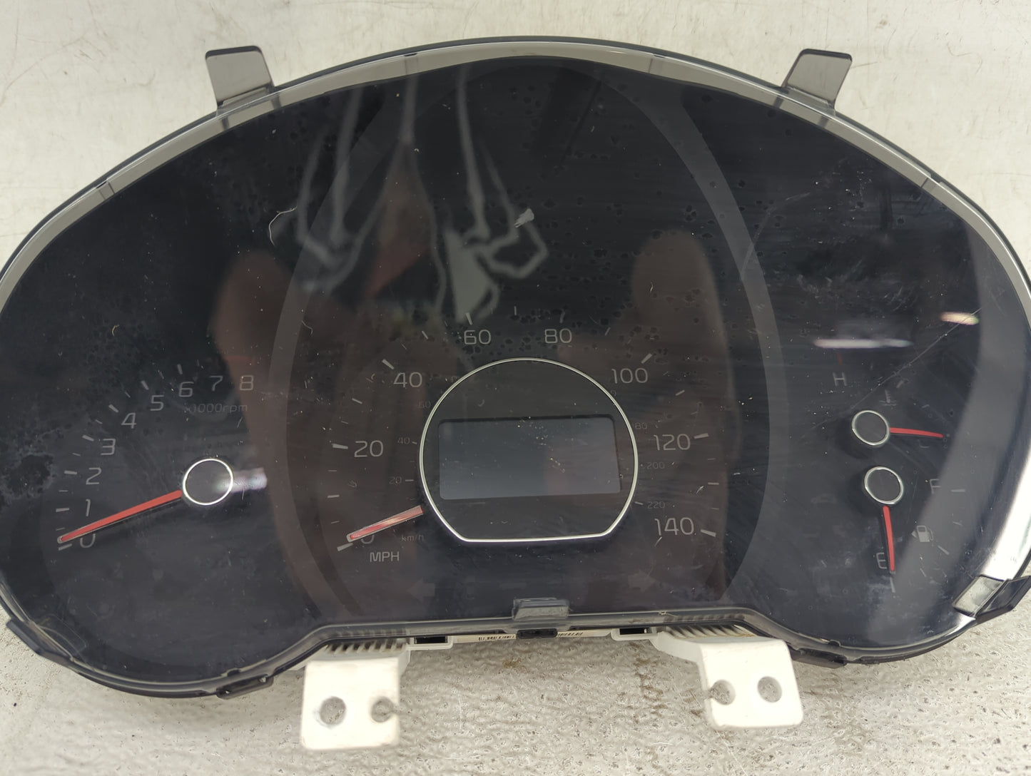 2014-2015 Kia Soul Instrument Cluster Speedometer Gauges P/N:94006-B2540 Fits Fits 2014 2015 OEM Used Auto Parts - Oemusedau