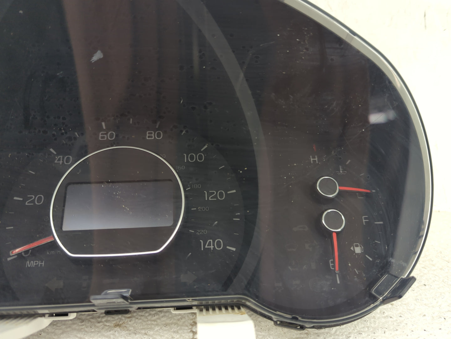 2014-2015 Kia Soul Instrument Cluster Speedometer Gauges P/N:94006-B2540 Fits Fits 2014 2015 OEM Used Auto Parts - Oemusedau