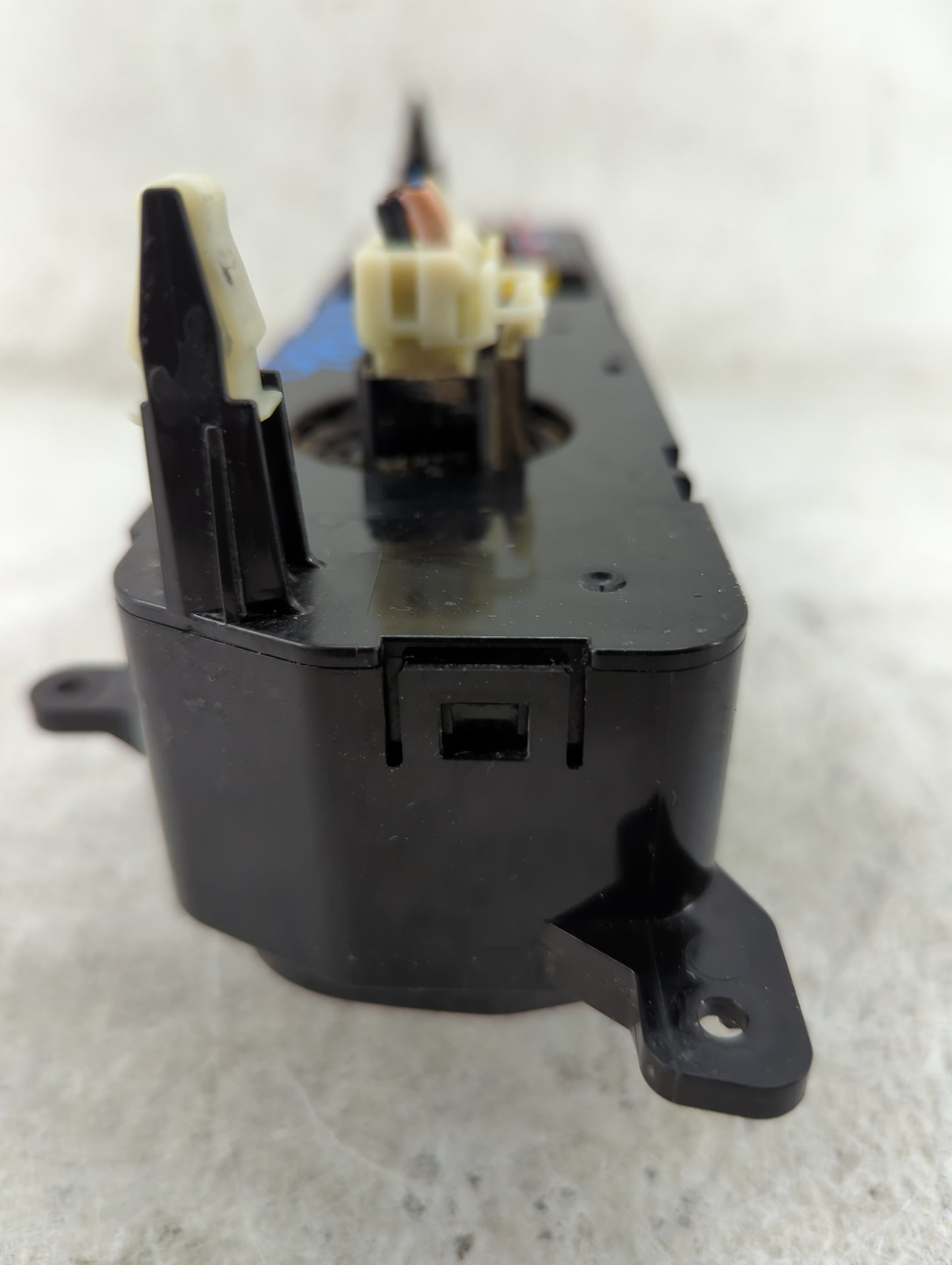 2014-2016 Kia Soul Climate Control Module Temperature AC/Heater Replacement P/N:97250-B2A50ASR C500-2QDCA01 Fits OEM Used Au
