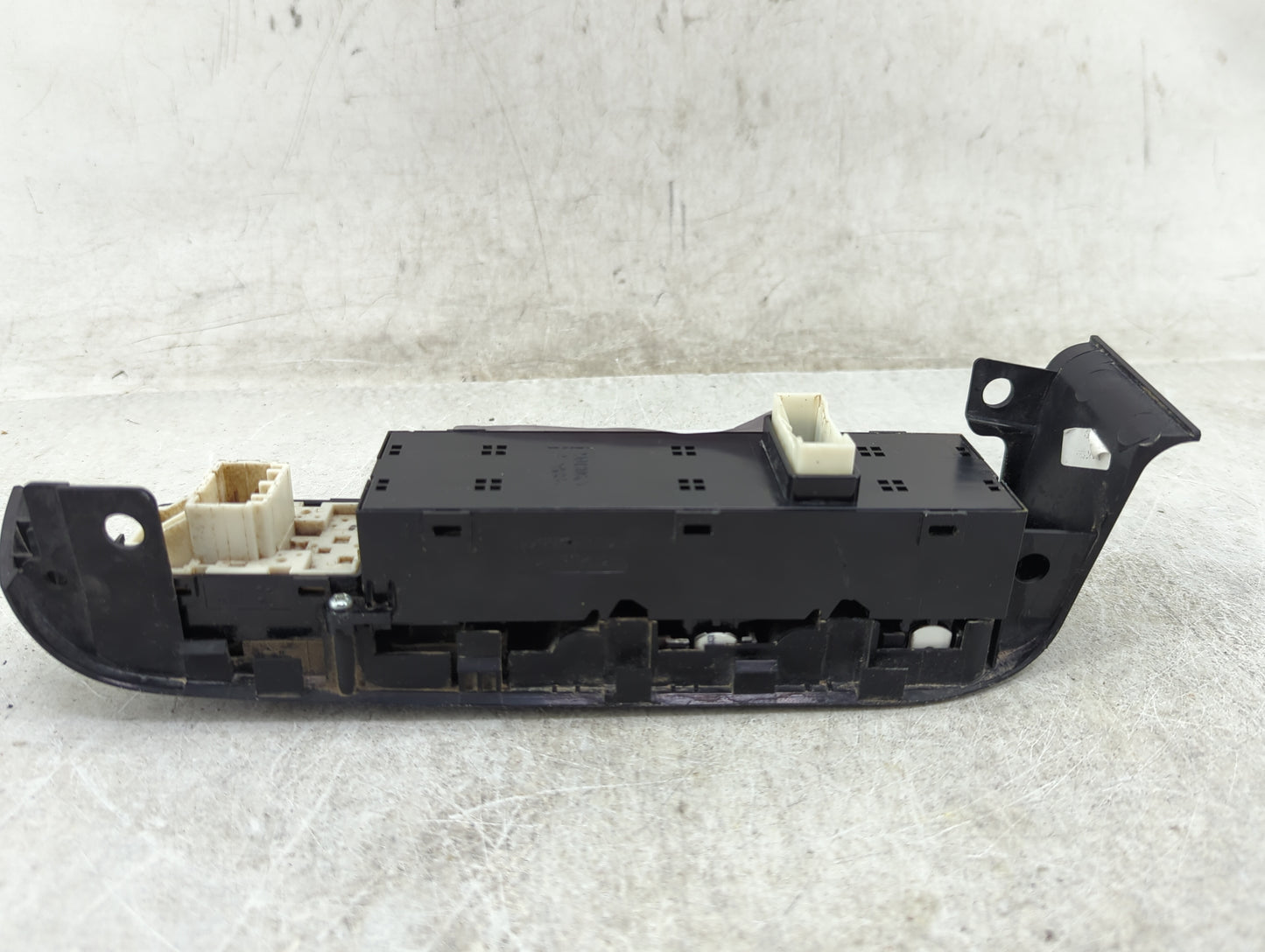 2014-2016 Kia Soul Master Power Window Switch Replacement Driver Side Left P/N:299130675 Fits Fits 2014 2015 2016 OEM Used A