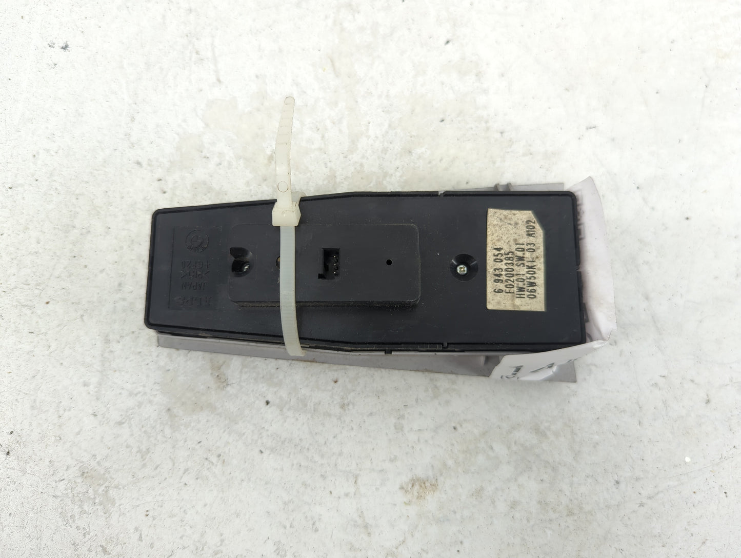 2014 Kia Soul Master Power Window Switch Replacement Driver Side Left P/N:6 943 054 Fits OEM Used Auto Parts - Oemusedautopa