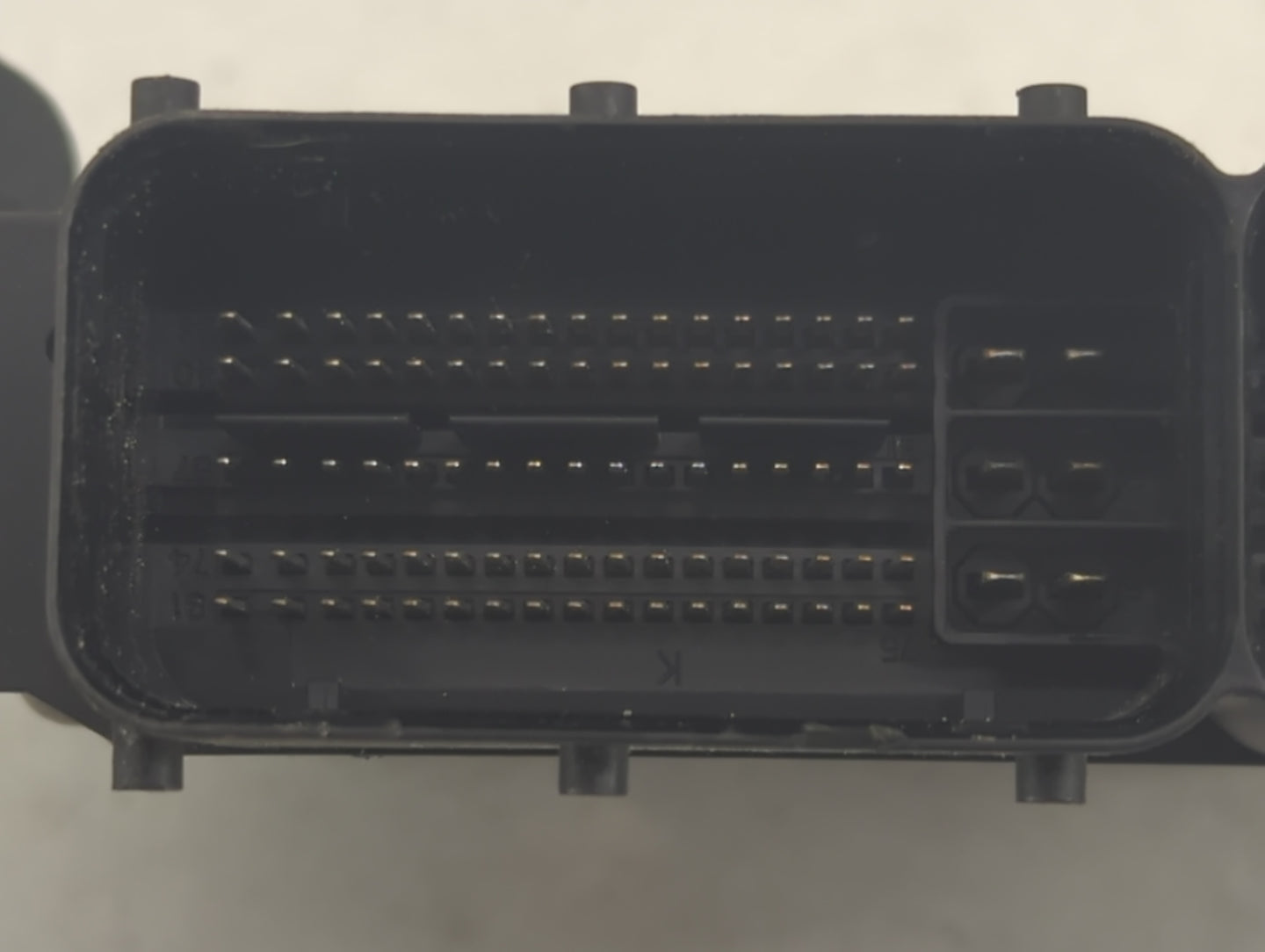2014 Kia Soul PCM Engine Control Computer ECU ECM PCU OEM P/N:39110-2BSH5 9003120283KF, GGPS-DNU6PS00C00, TPSOG16NB0 Fits OE