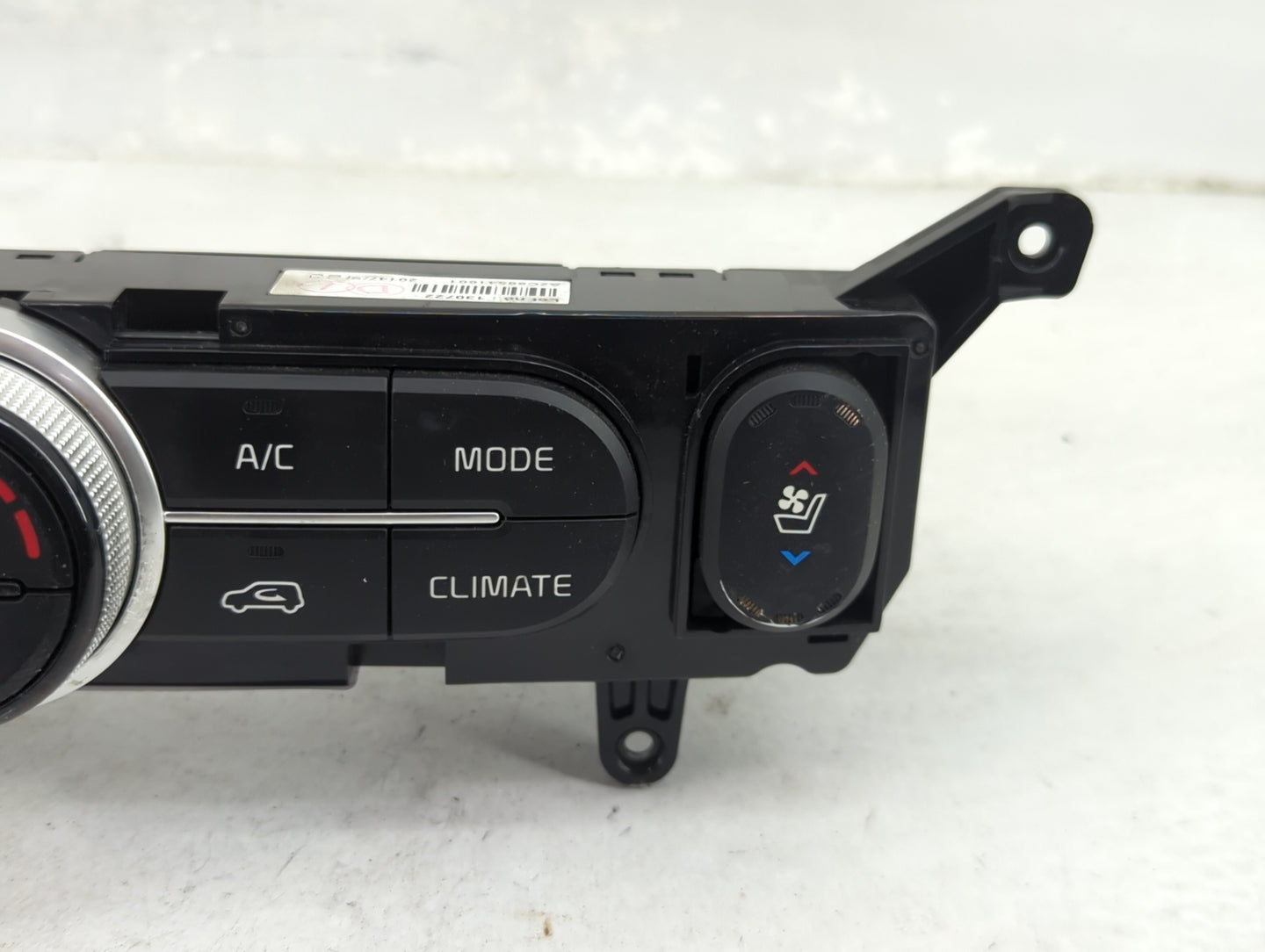 2014-2016 Kia Soul Climate Control Module Temperature AC/Heater Replacement P/N:97250-B2GS0 97250-B2XXX Fits Fits 2014 2015 