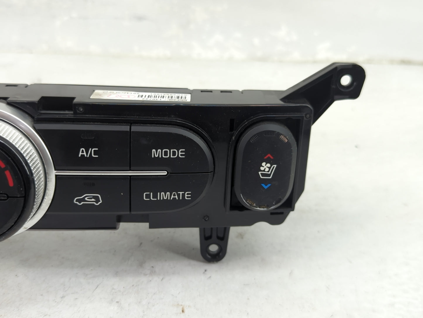 2014-2016 Kia Soul Climate Control Module Temperature AC/Heater Replacement P/N:97250-B2GS0 97250-B2XXX Fits Fits 2014 2015 