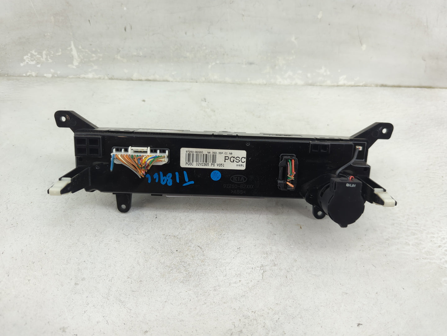2014-2016 Kia Soul Climate Control Module Temperature AC/Heater Replacement P/N:97250-B2GS0 97250-B2XXX Fits Fits 2014 2015 