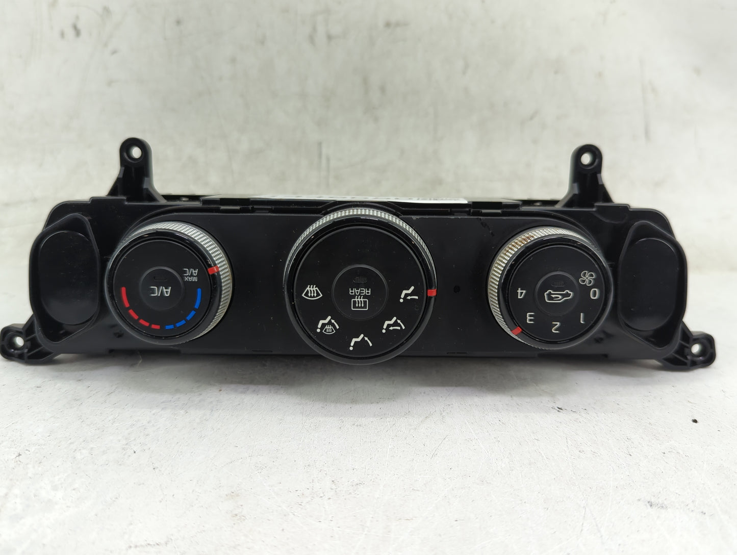 2014-2016 Kia Soul Climate Control Module Temperature AC/Heater Replacement P/N:97250-B2AS0ASB Fits Fits 2014 2015 2016 OEM 