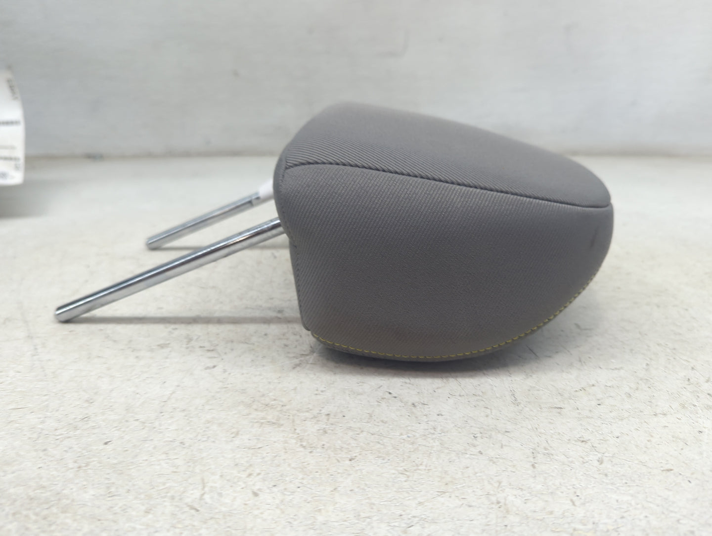 2014 Kia Soul Headrest Head Rest Rear Center Seat Fits OEM Used Auto Parts - Oemusedautoparts1.com