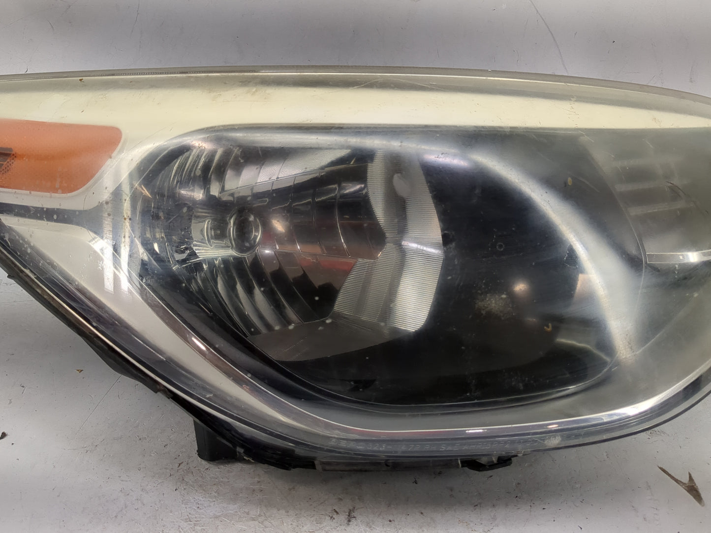 2014-2019 Kia Soul Passenger Right Oem Head Light Headlight Lamp 1481257 - Oemusedautoparts1.com