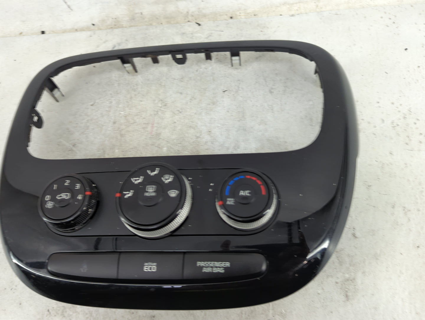 2014 Kia Soul Climate Control Module Temperature AC/Heater Replacement P/N:PS P00A KCW 00494 Fits OEM Used Auto Parts - Oemu