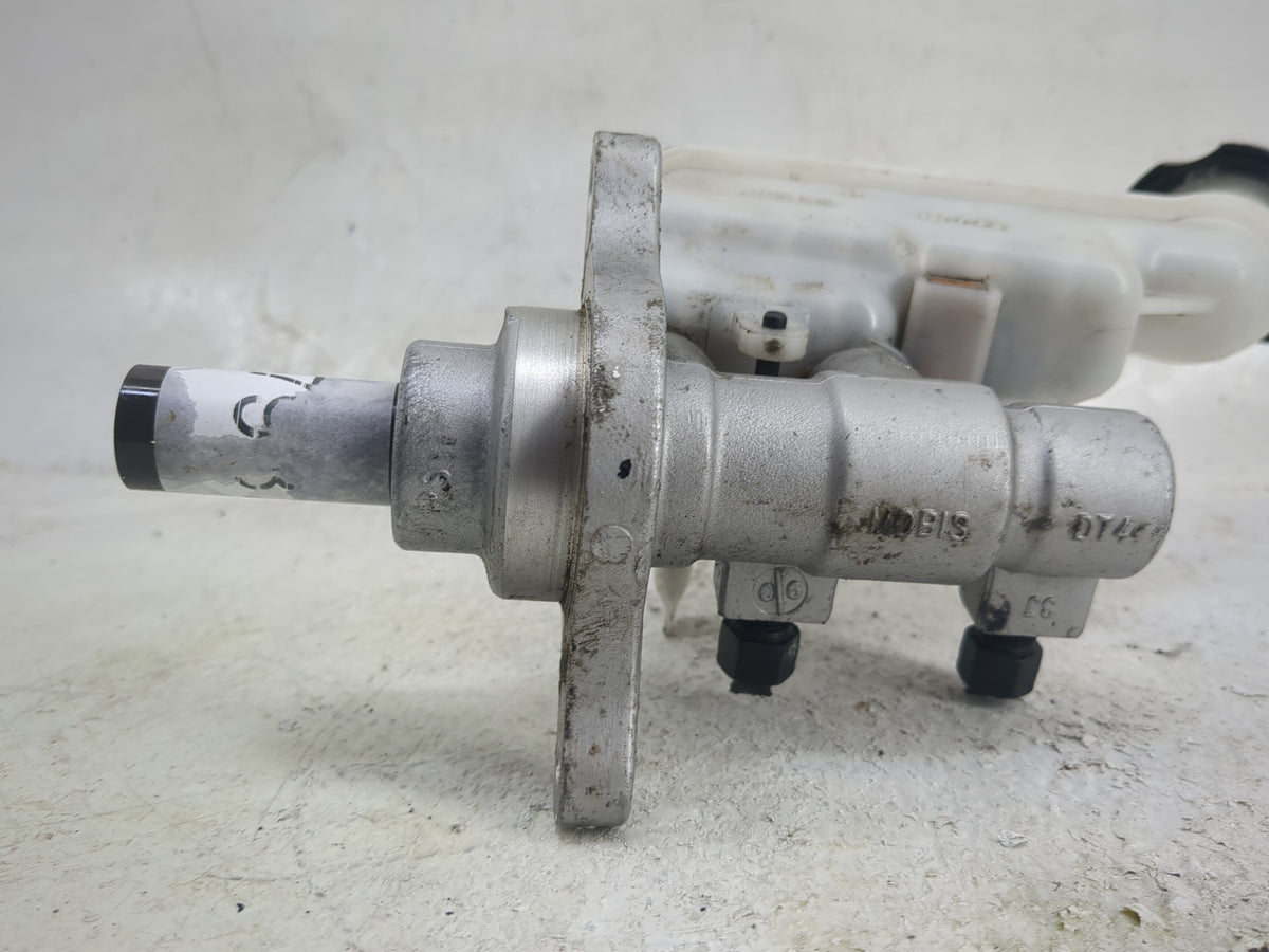 2014-2016 Kia Soul Brake Master Cylinder 1497987 - Oemusedautoparts1.com